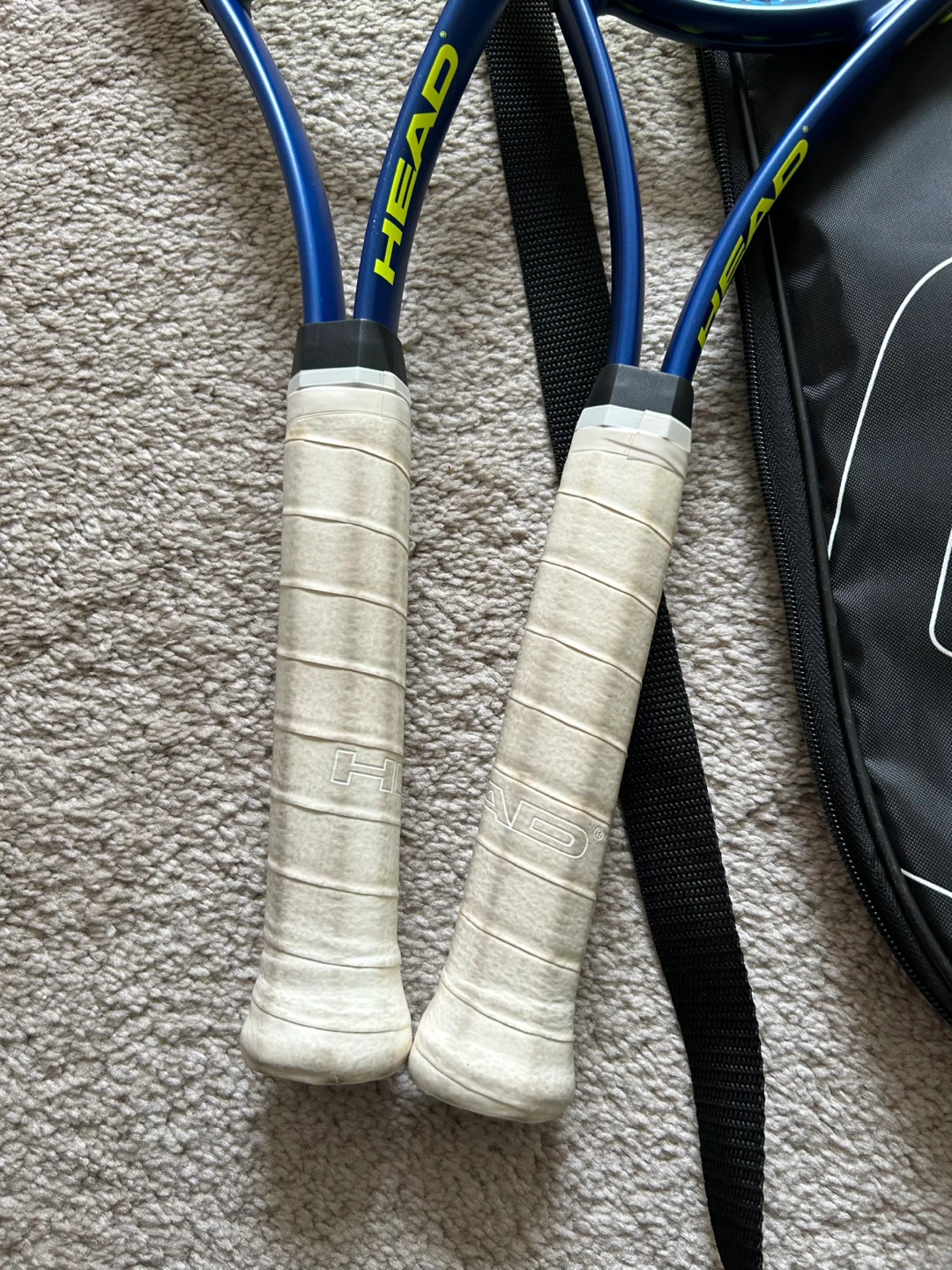 2 Head Tennis Racquets with Babolat Bag - photo 2