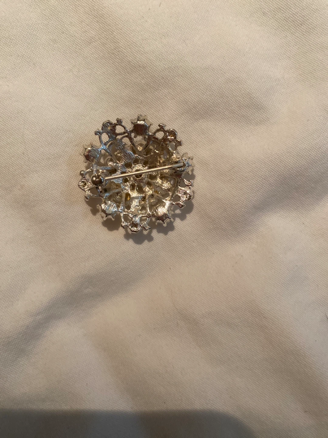 Rhinestone and Faux Pearl Brooch - photo 2