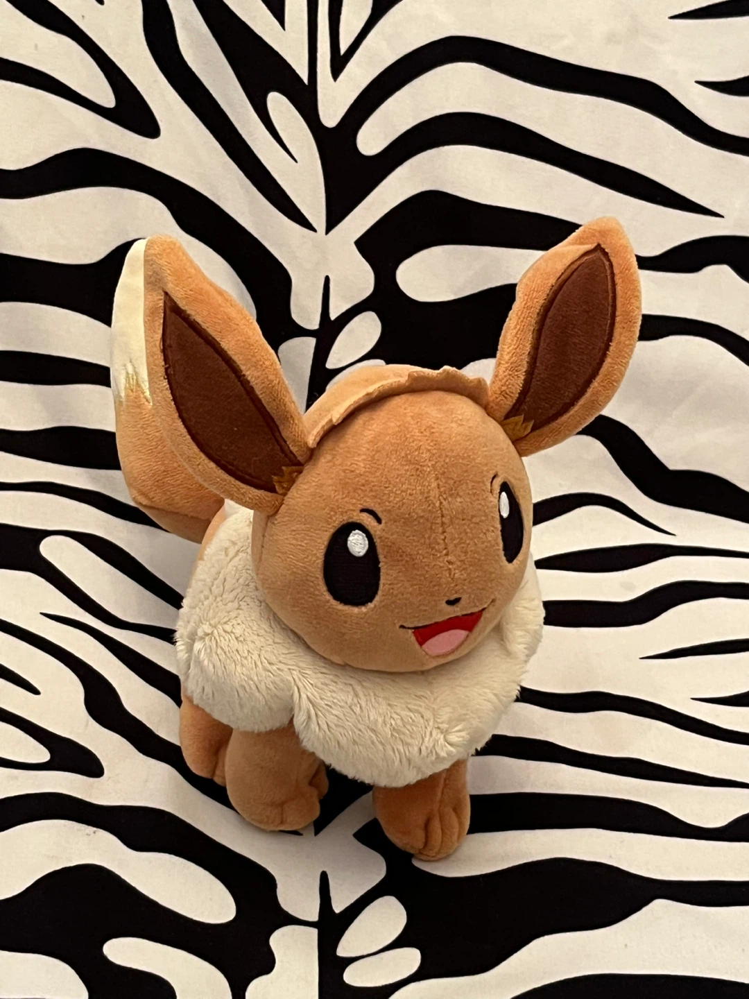 💛 Pokémon Eevee plush toy 💛