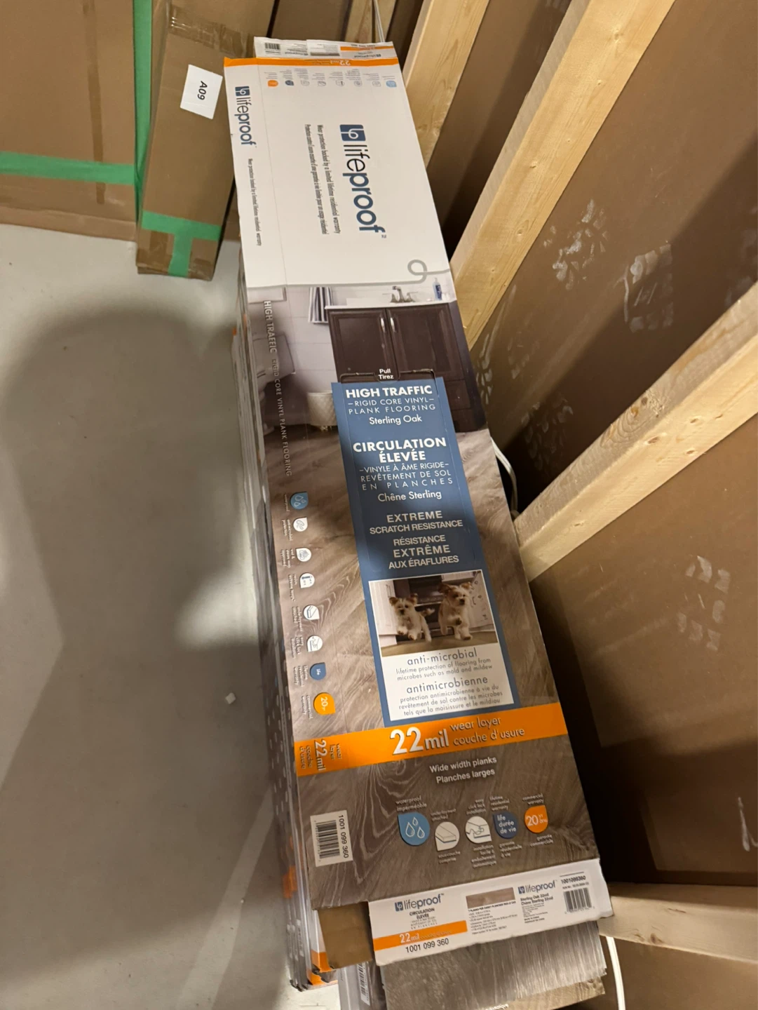 Brand new lifeproof flooring - photo 2