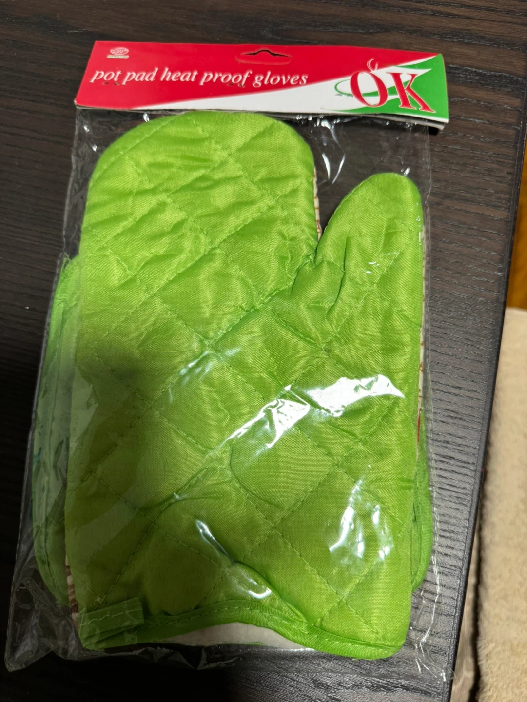Pot Pad Heat Proof Gloves with Vegetable Design - photo 2