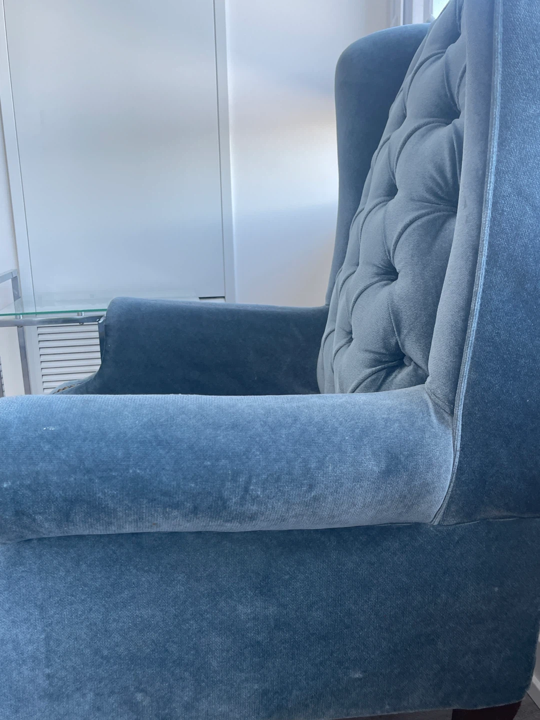 Blue Velvet Tufted Wingback Armchair - photo 2