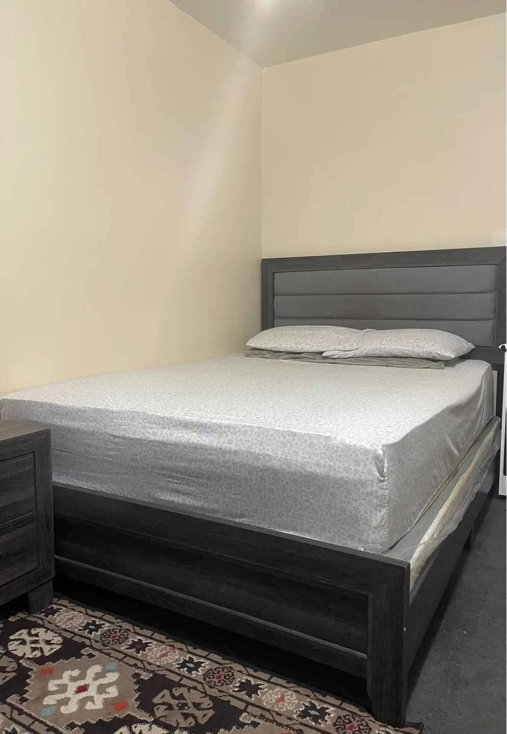 Dark Wood Queen Bed Frame with Queen Size Mattress - photo 3
