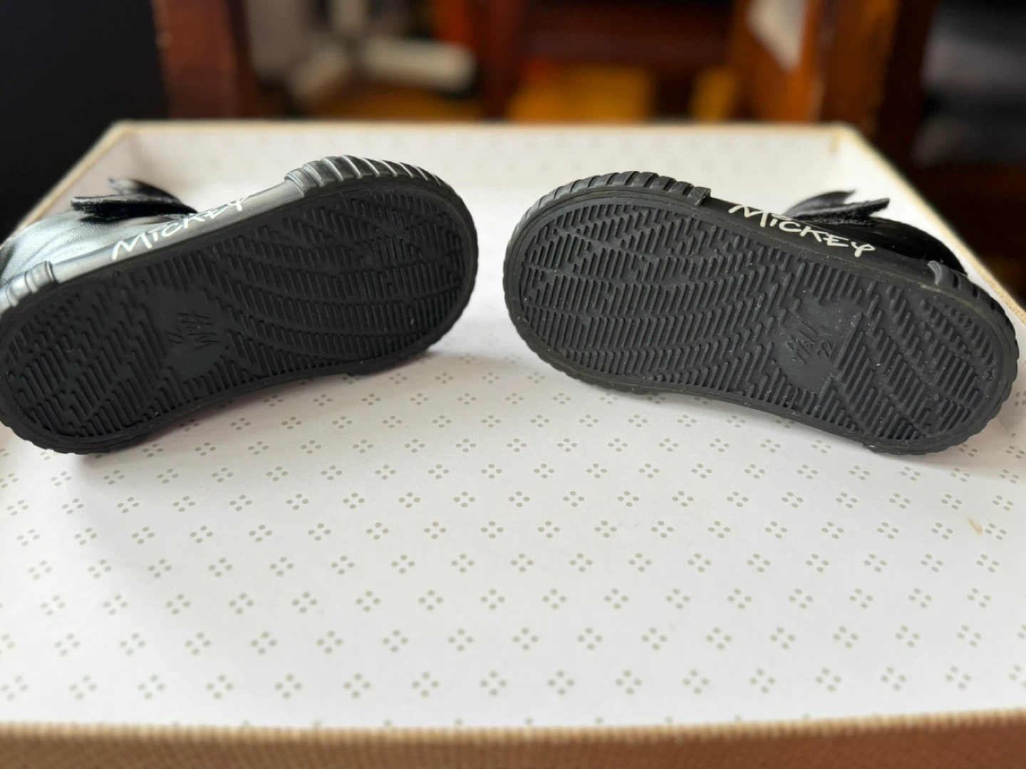 H&M Toddler Disney Mickey Mouse High-Top Sneakers - photo 4