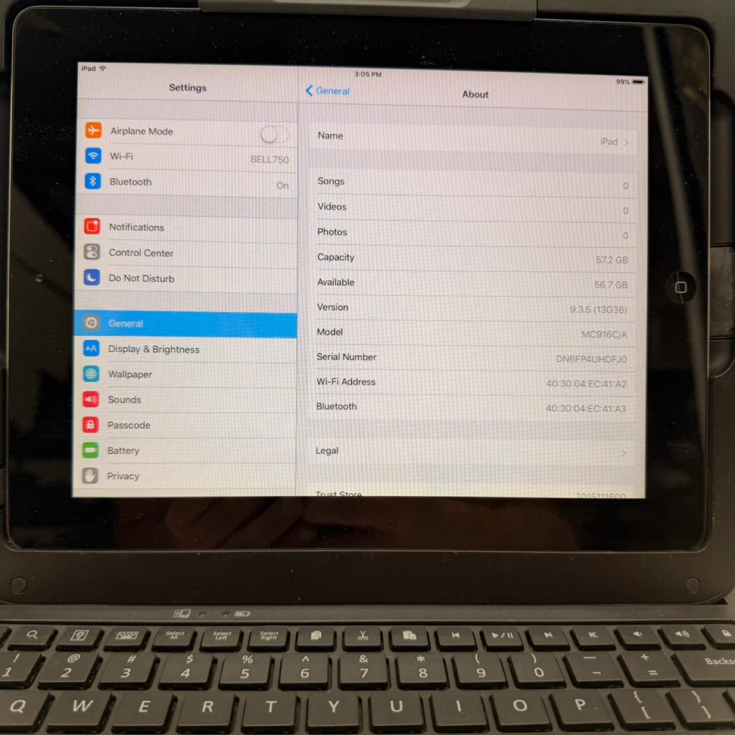 Apple iPad 2 64GB Wi-Fi A1395 With Bluetooth Keyboard Case - photo 2