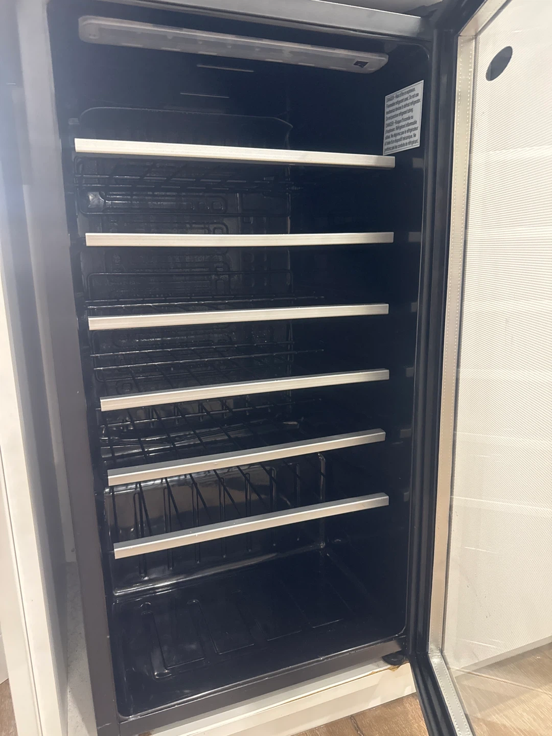 Danby Wine Cooler - photo 2