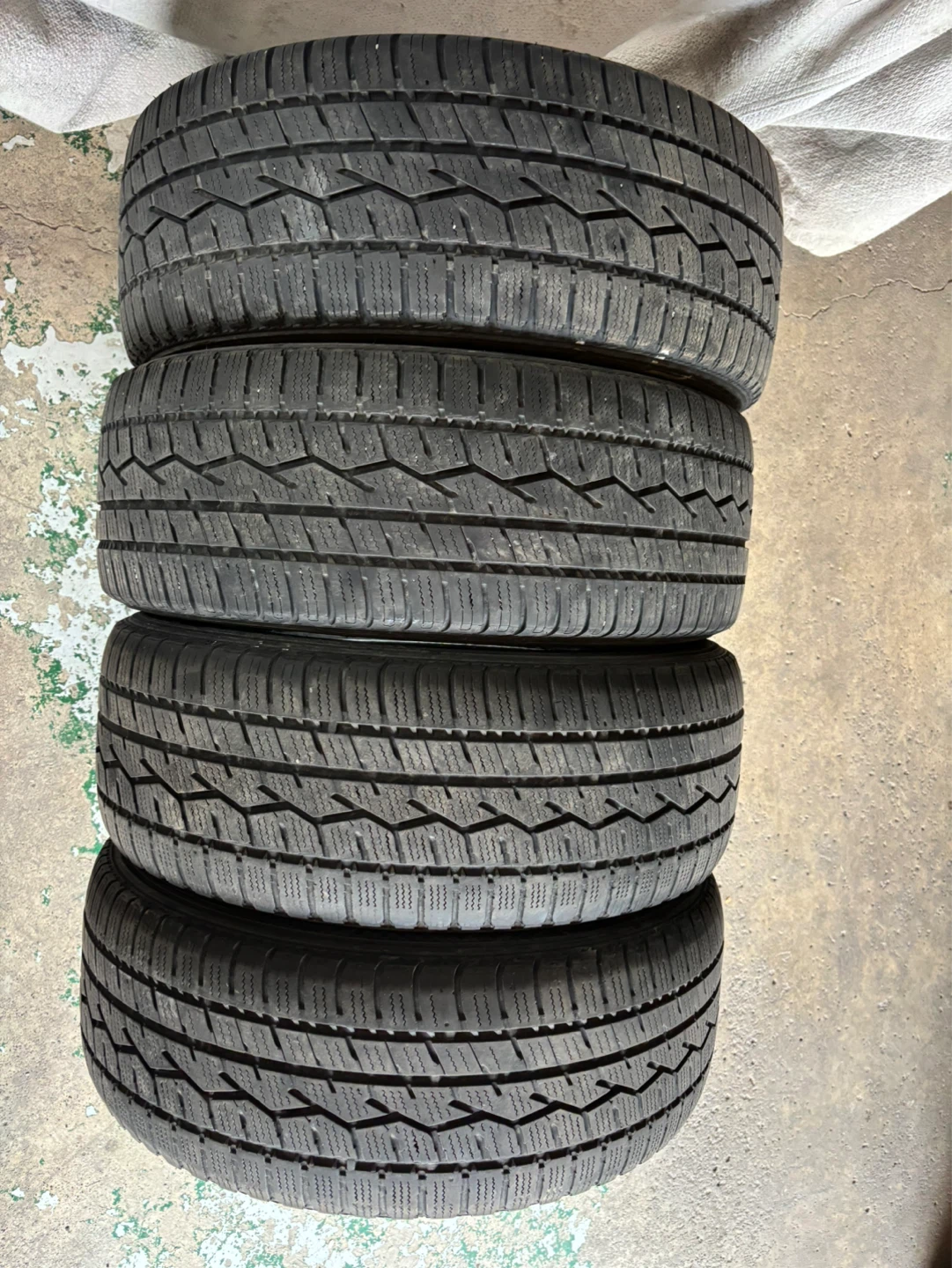 Set of 4 Toyo Tires 205/55R16 91H
