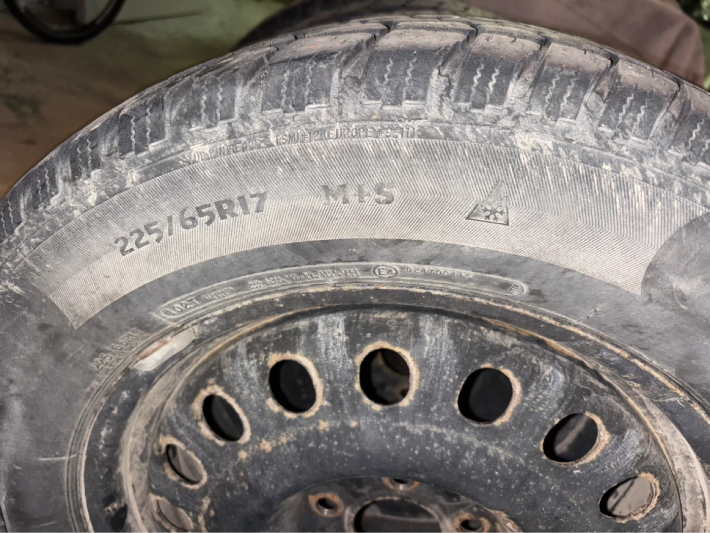 4x Winter Tires 225/65R17 M+S - photo 4
