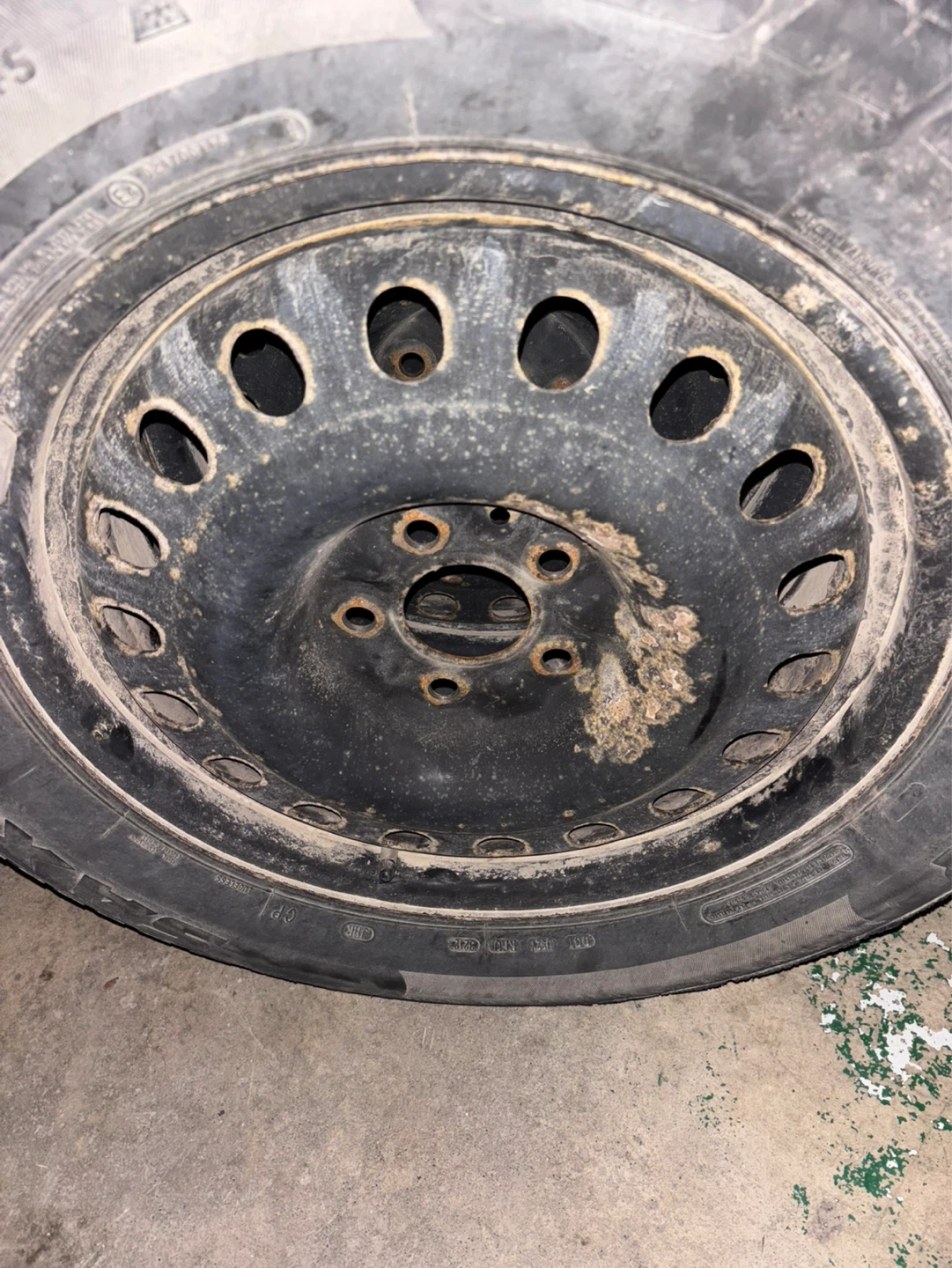 4x Winter Tires 225/65R17 M+S - photo 2