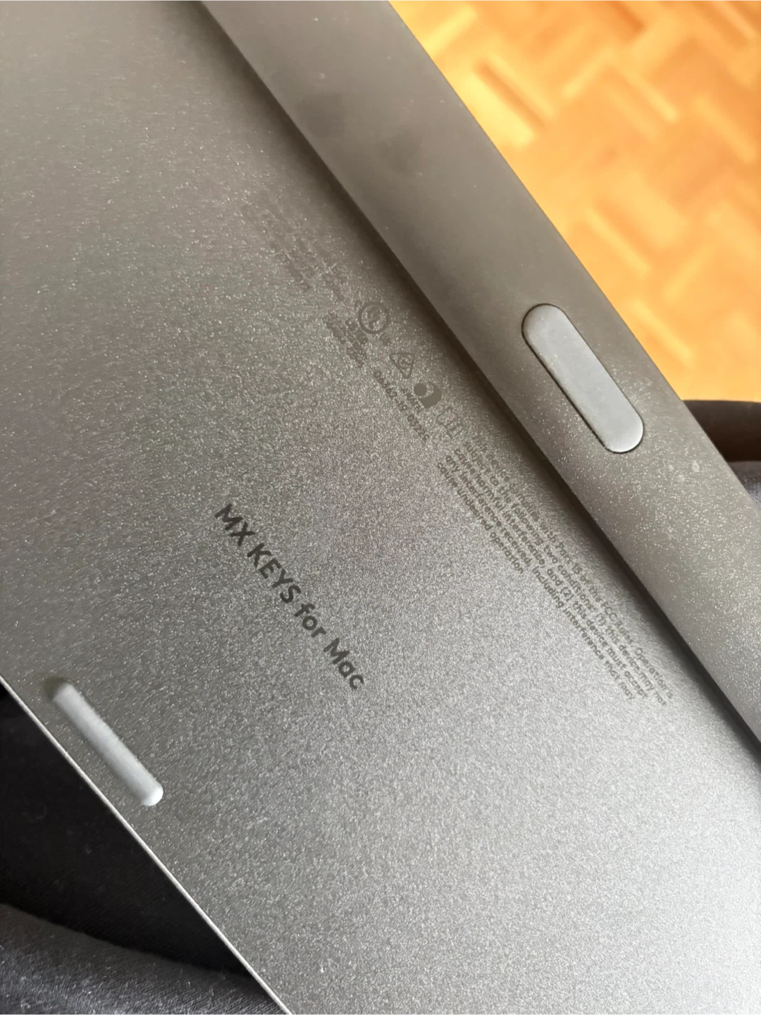Logitech MX Keys for Mac Wireless Keyboard - photo 2