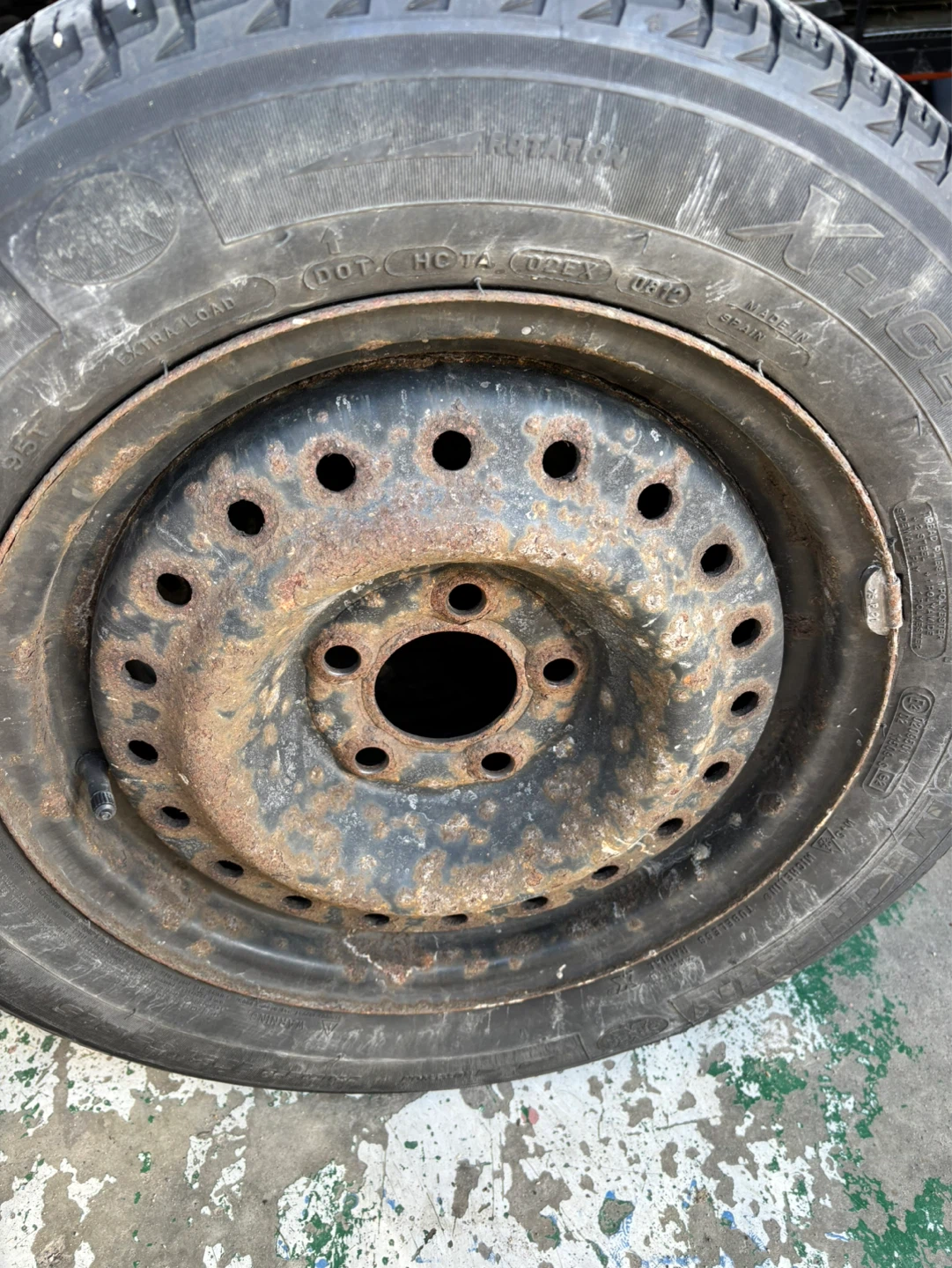 Michelin Winter Tires 195/65R15 - photo 4