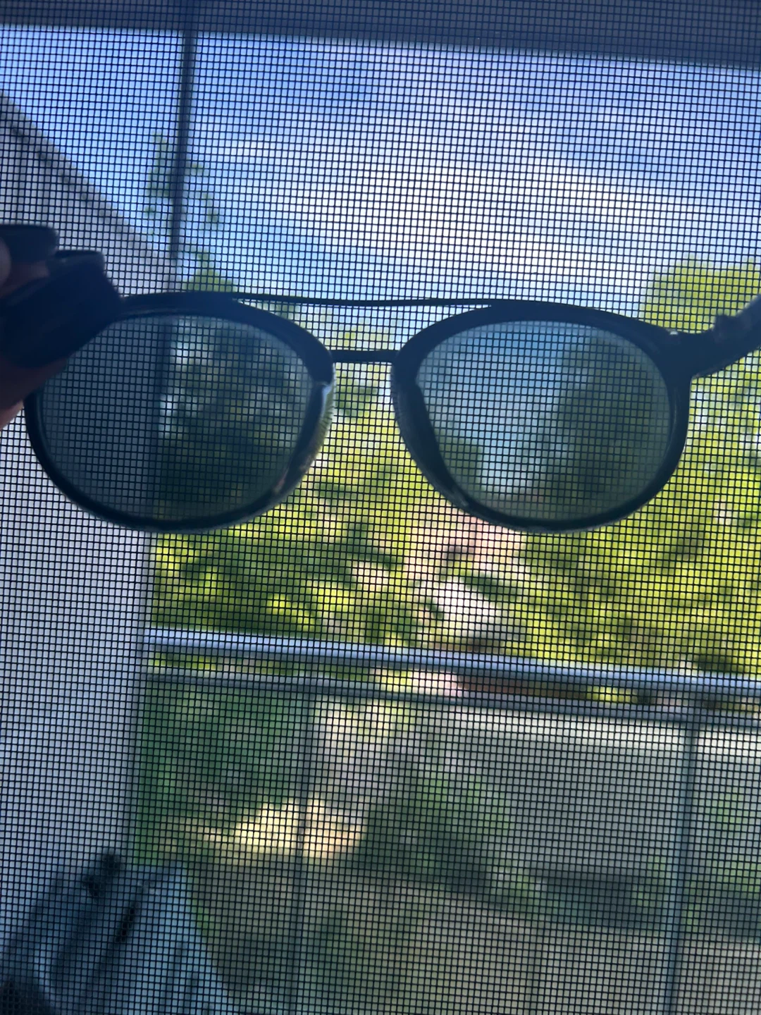 Black Sunglasses - photo 3