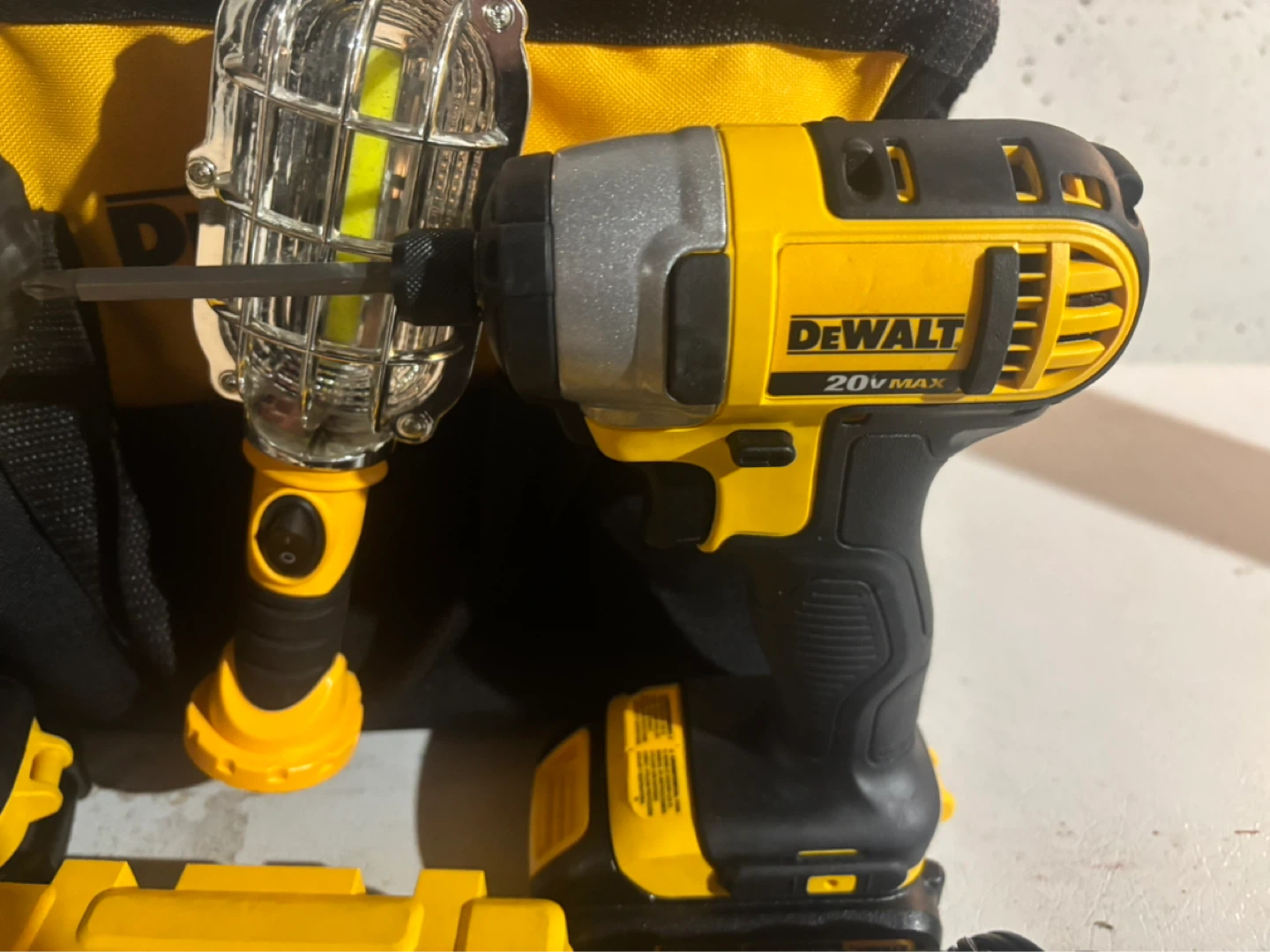 Dewalt drill set - photo 5