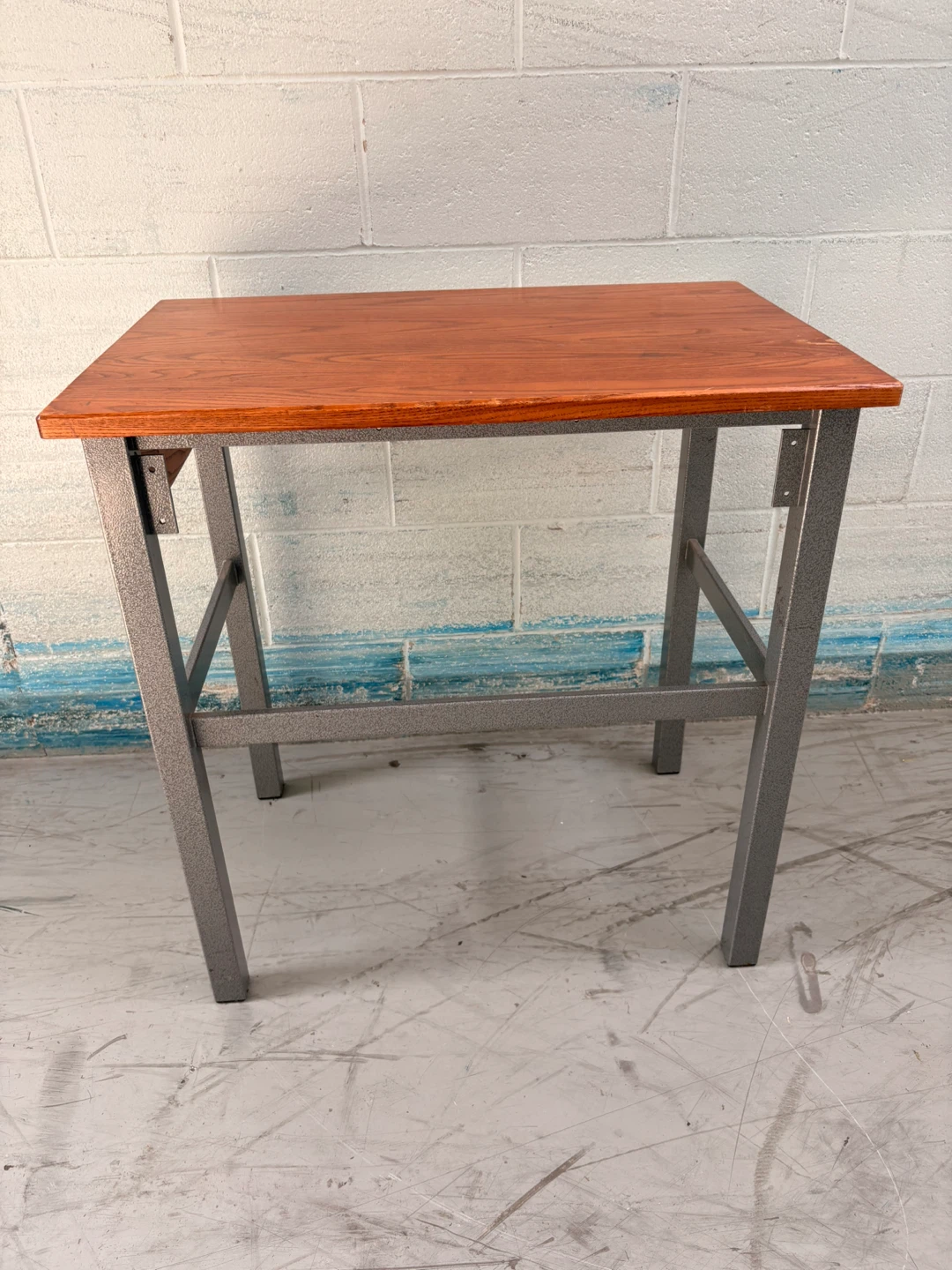 Small Wooden Top desk with Metal Frame - photo 2