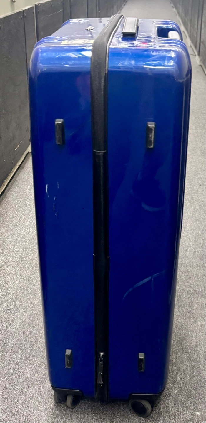 Blue Hardside Spinner Luggage 28” - photo 4
