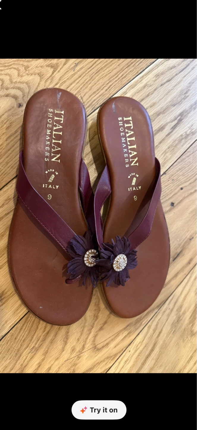 Italian Shoemakers Wedge Flip Flops - Size 9