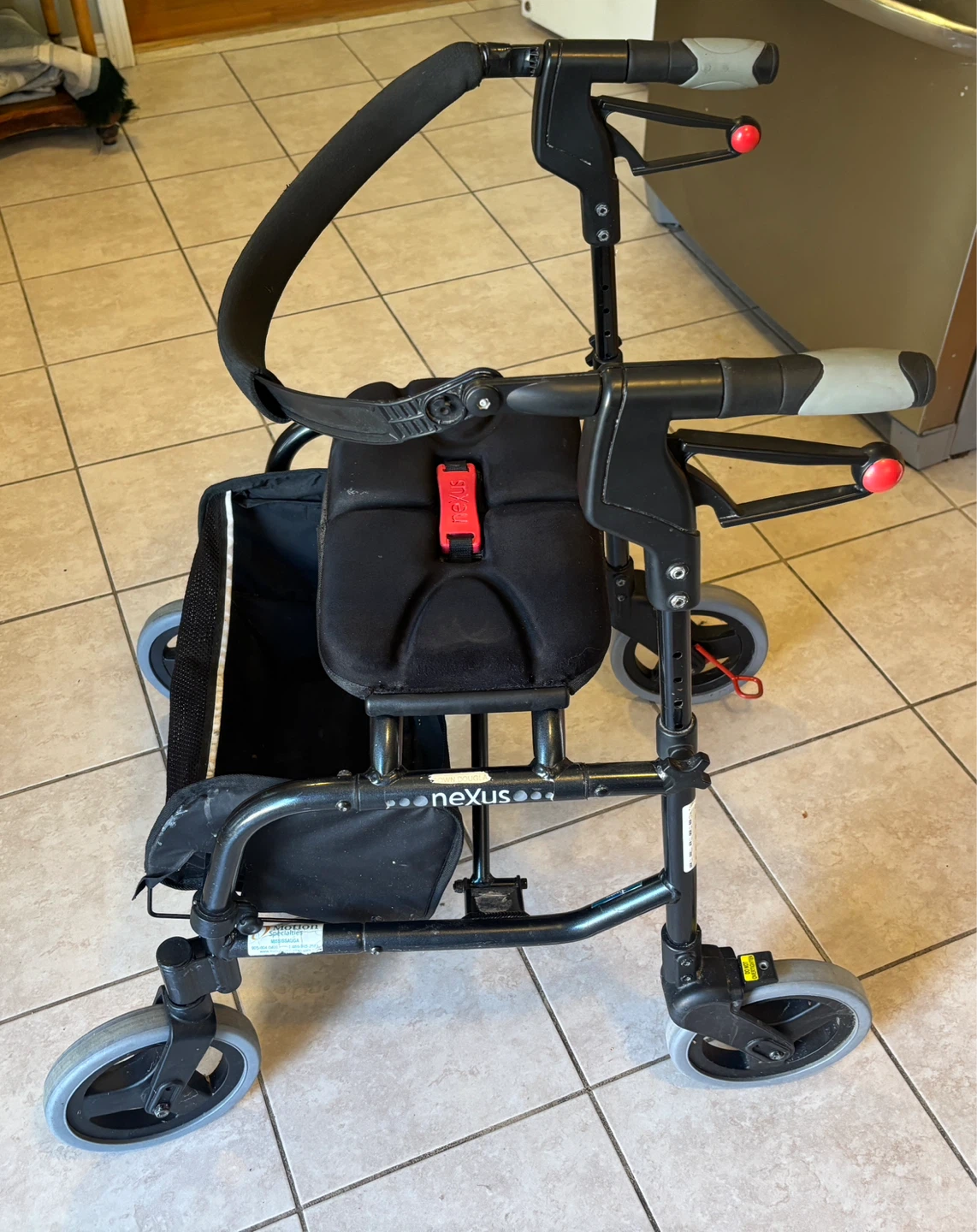 Foldable Walking support with Seat & Storage by NEXUS Sweden - photo 3