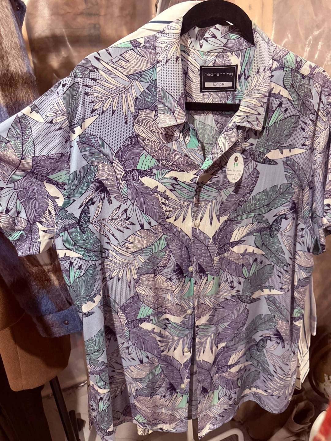 Men's Short Sleeve Button-Up Shirt for summer