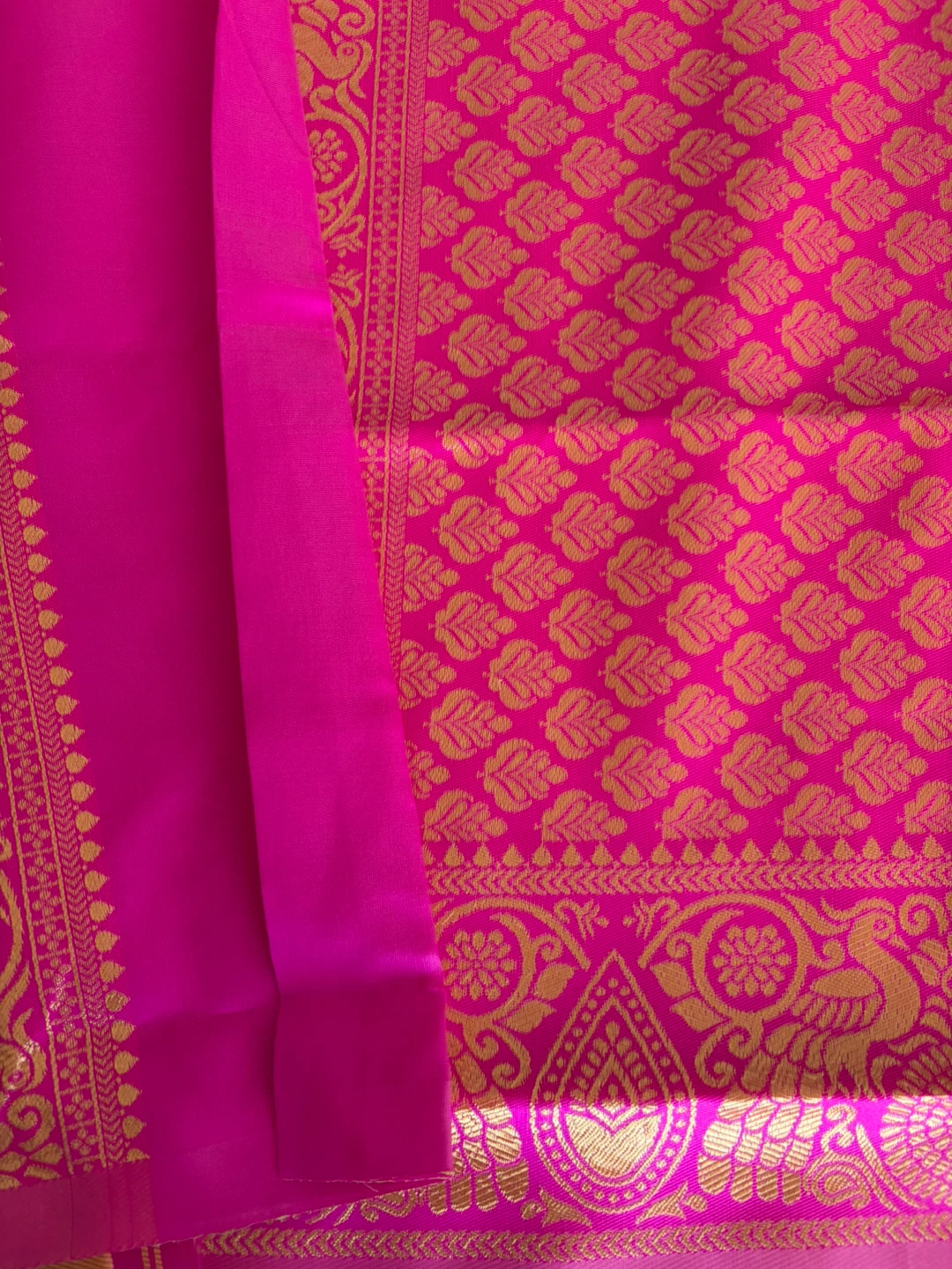 Pink and Gold Saree with Intricate Designs - photo 2