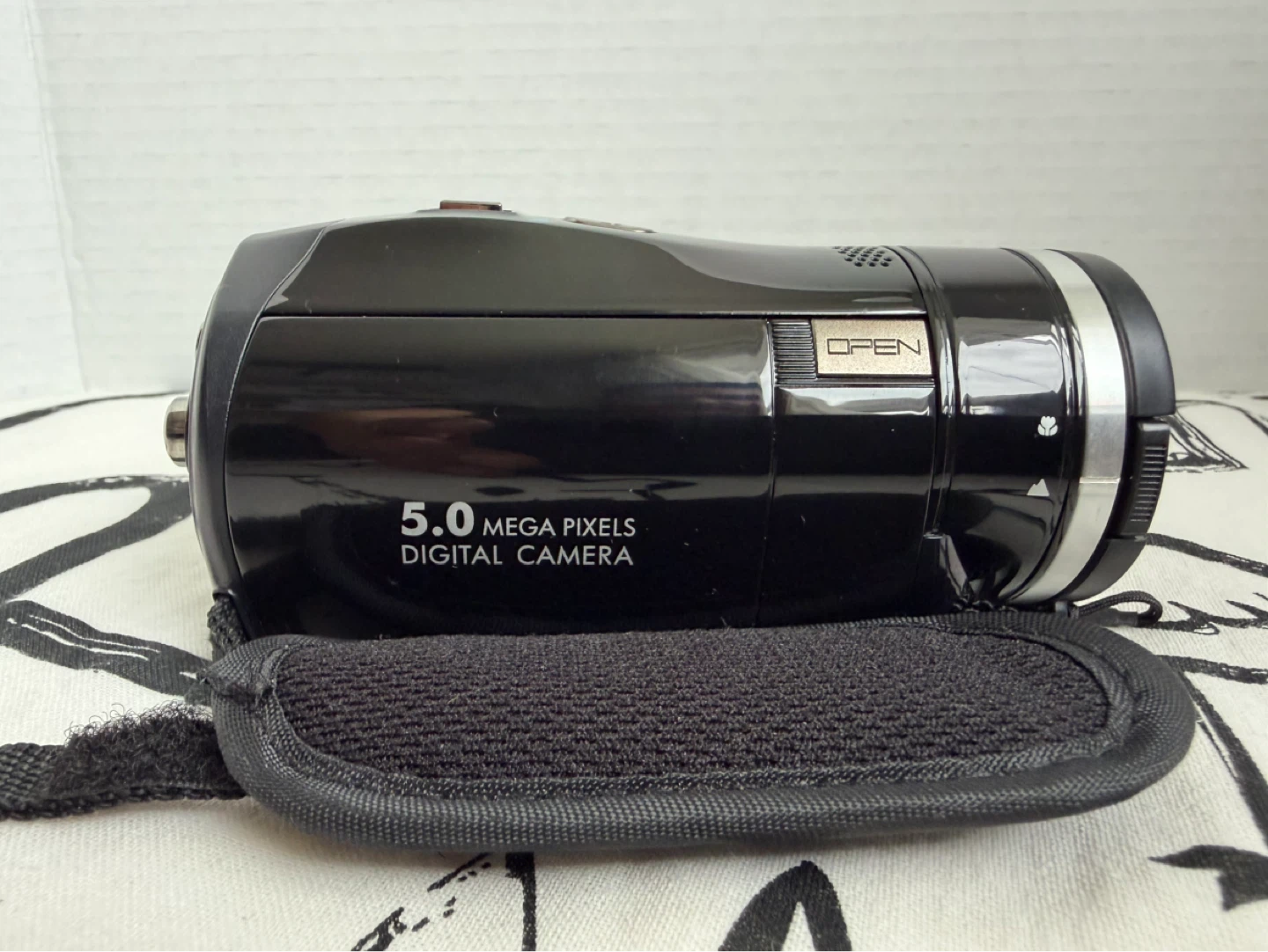 HP handheld digital camcorde