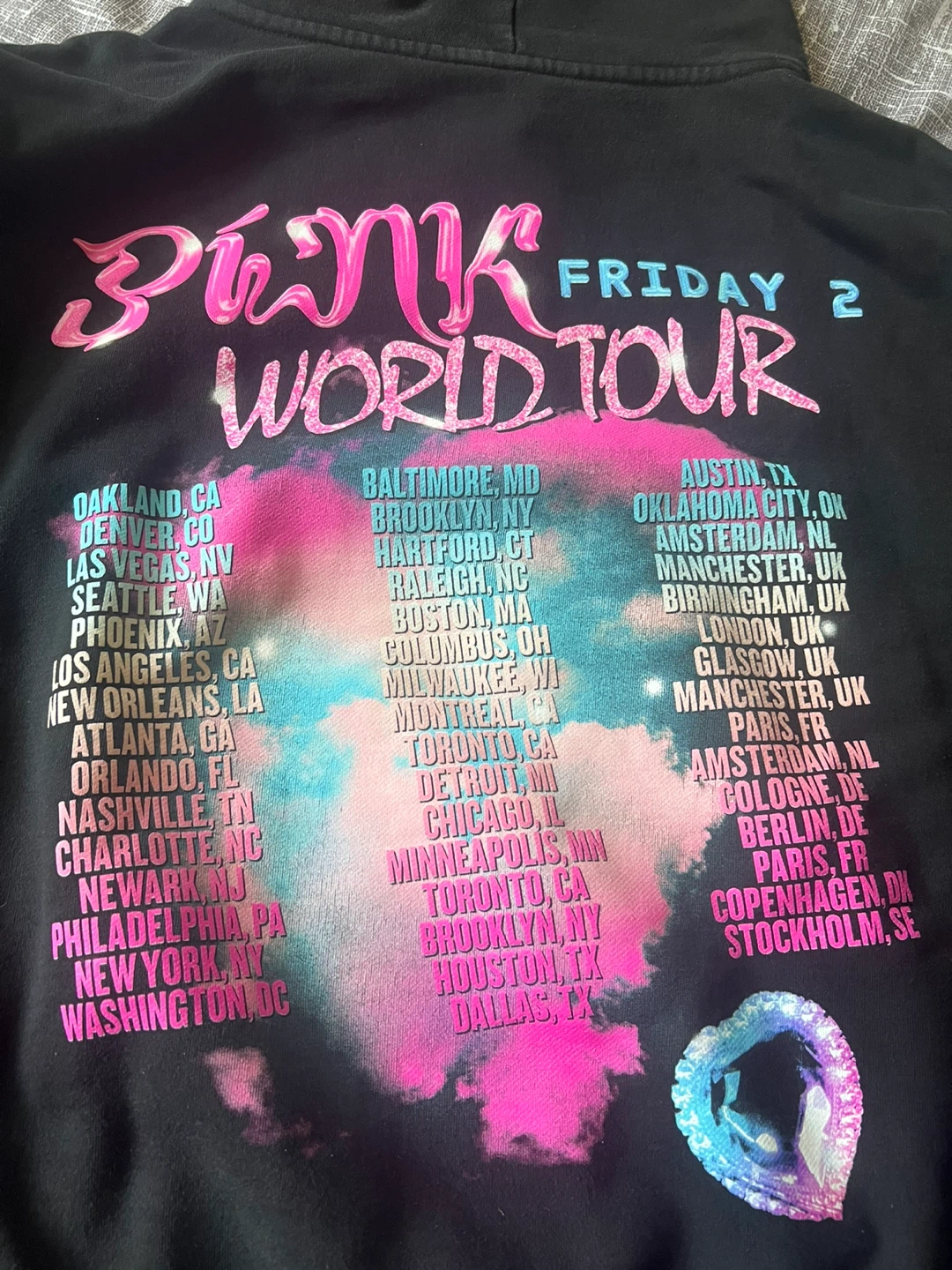 Nicki Minaj Pink Friday 2 World Tour Hoodie XL - photo 3
