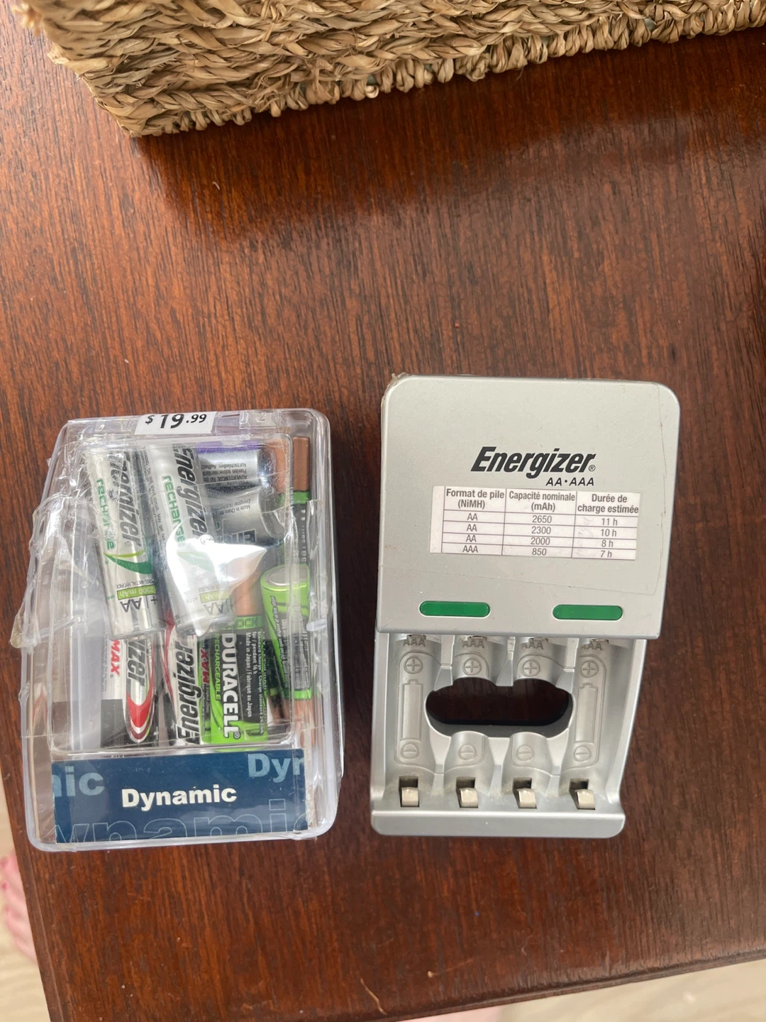 Energizer Battery Charger with AA and AAA Batteries