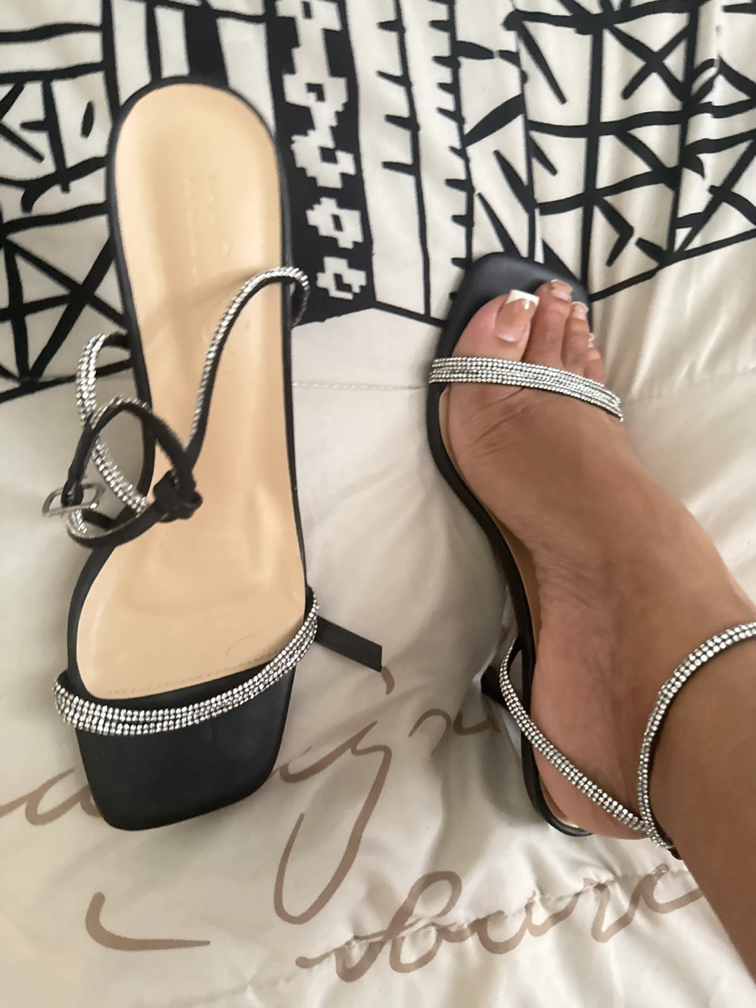 Mellongeli Black Strappy Heeled Sandals with Rhinestones Size 8 - photo 3