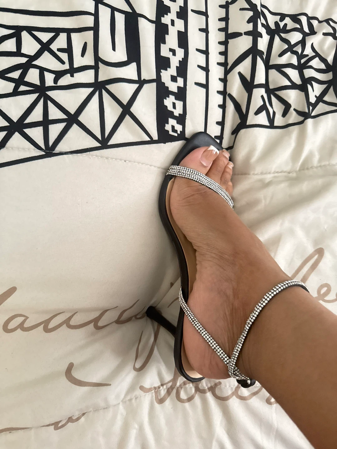 Mellongeli Black Strappy Heeled Sandals with Rhinestones Size 8