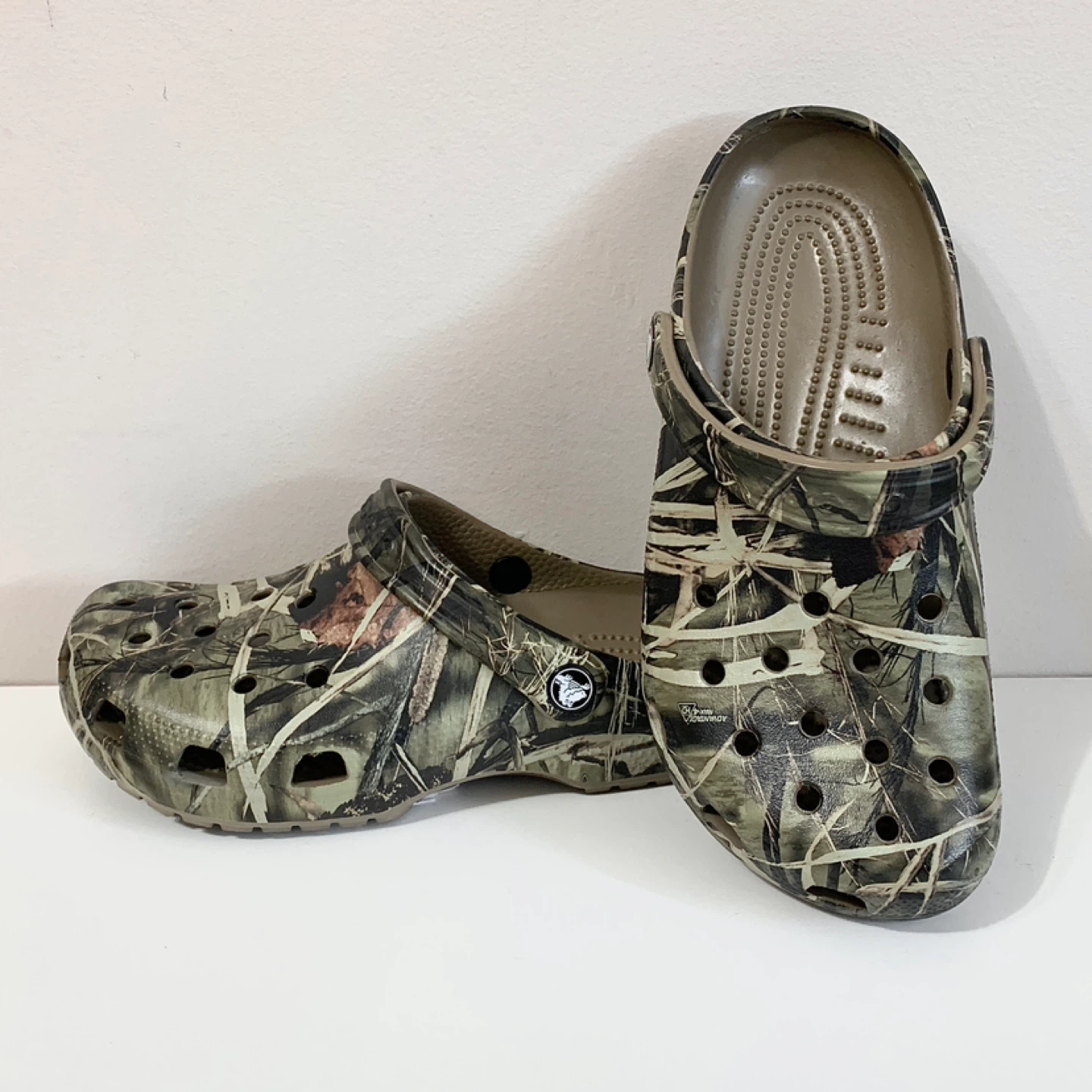Crocs Mens Size 12 Clogs/Shoes NEW - photo 2