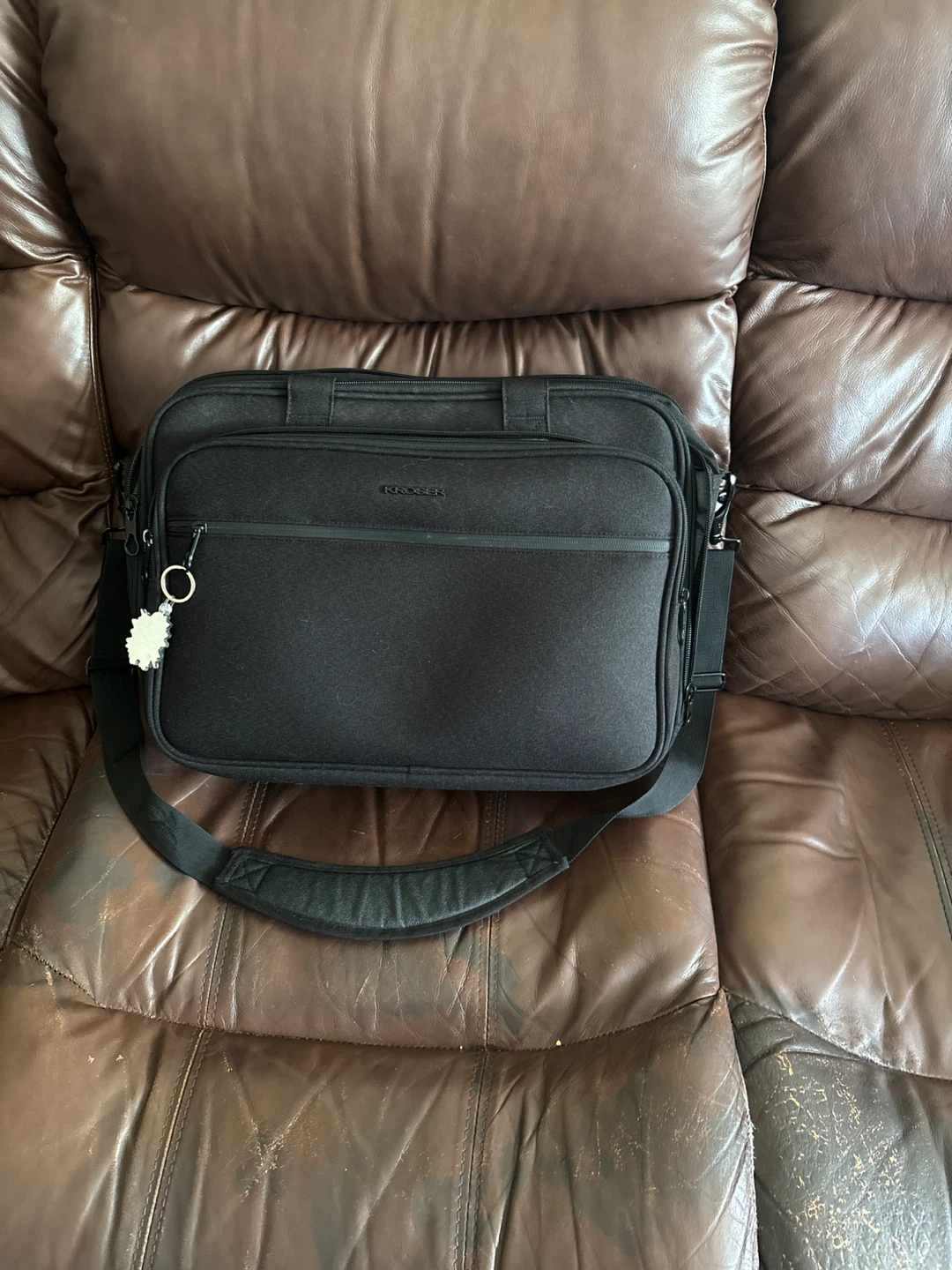 KROSER Black Laptop Bag with Shoulder Strap