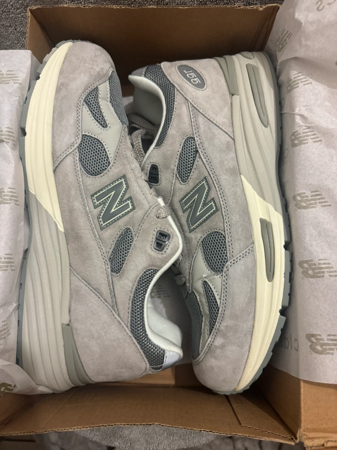 New Balance 991v2 Made in England Grey Running Shoes