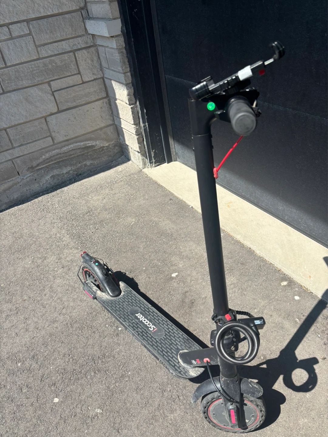 iScooter Electric Scooter - photo 2
