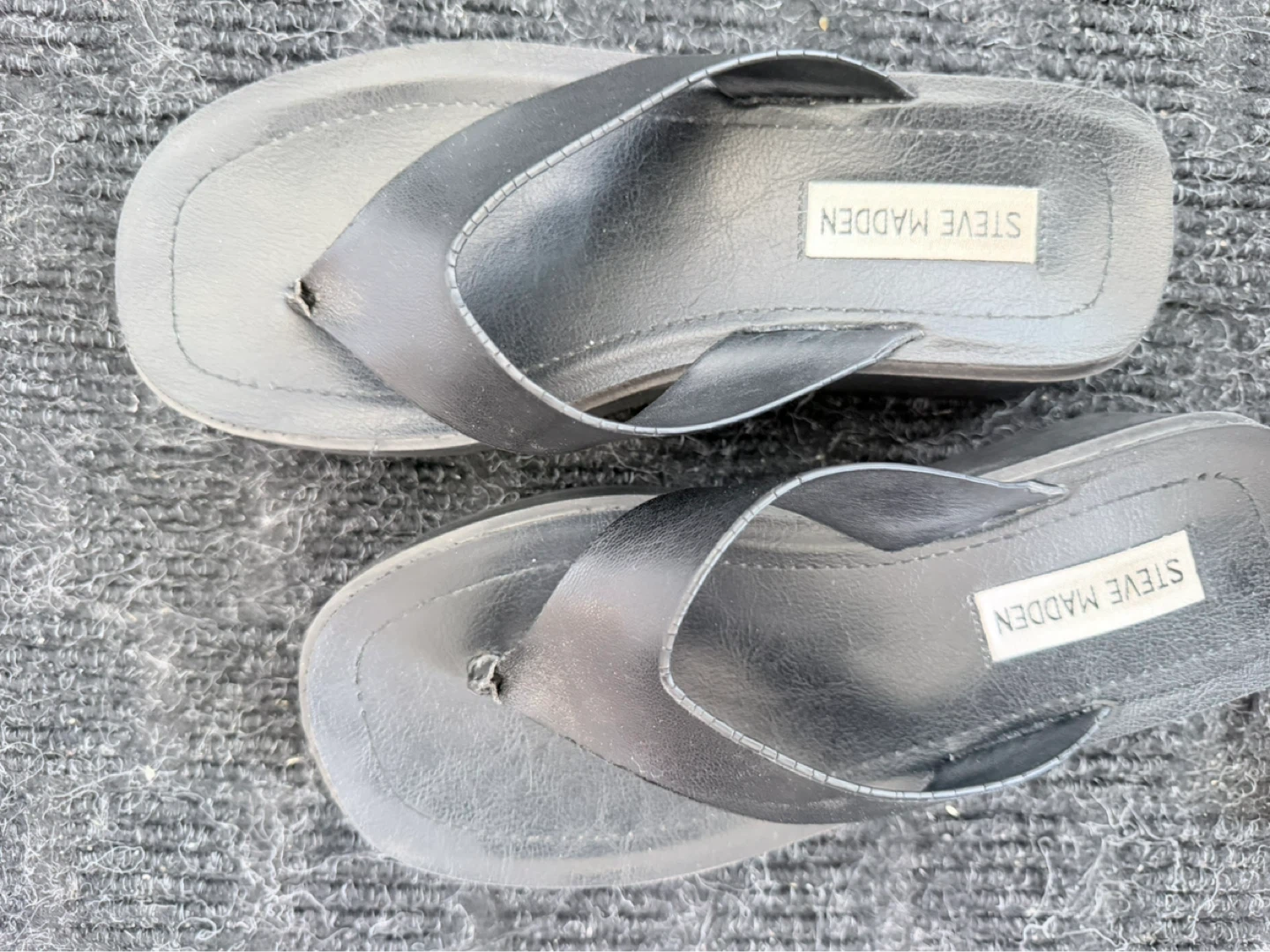 Steve Madden Black Flip Flops