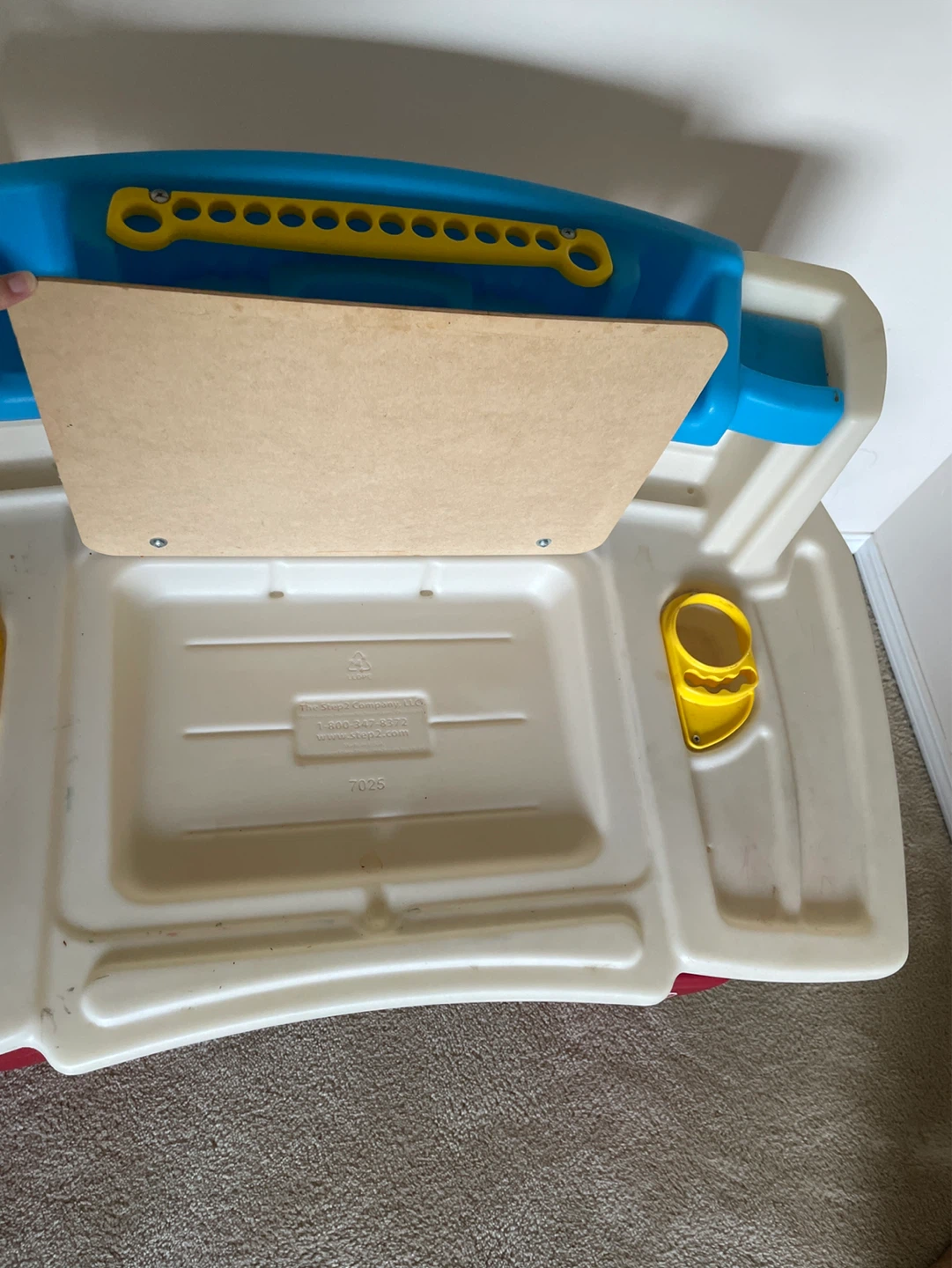 Toddler desk - photo 3