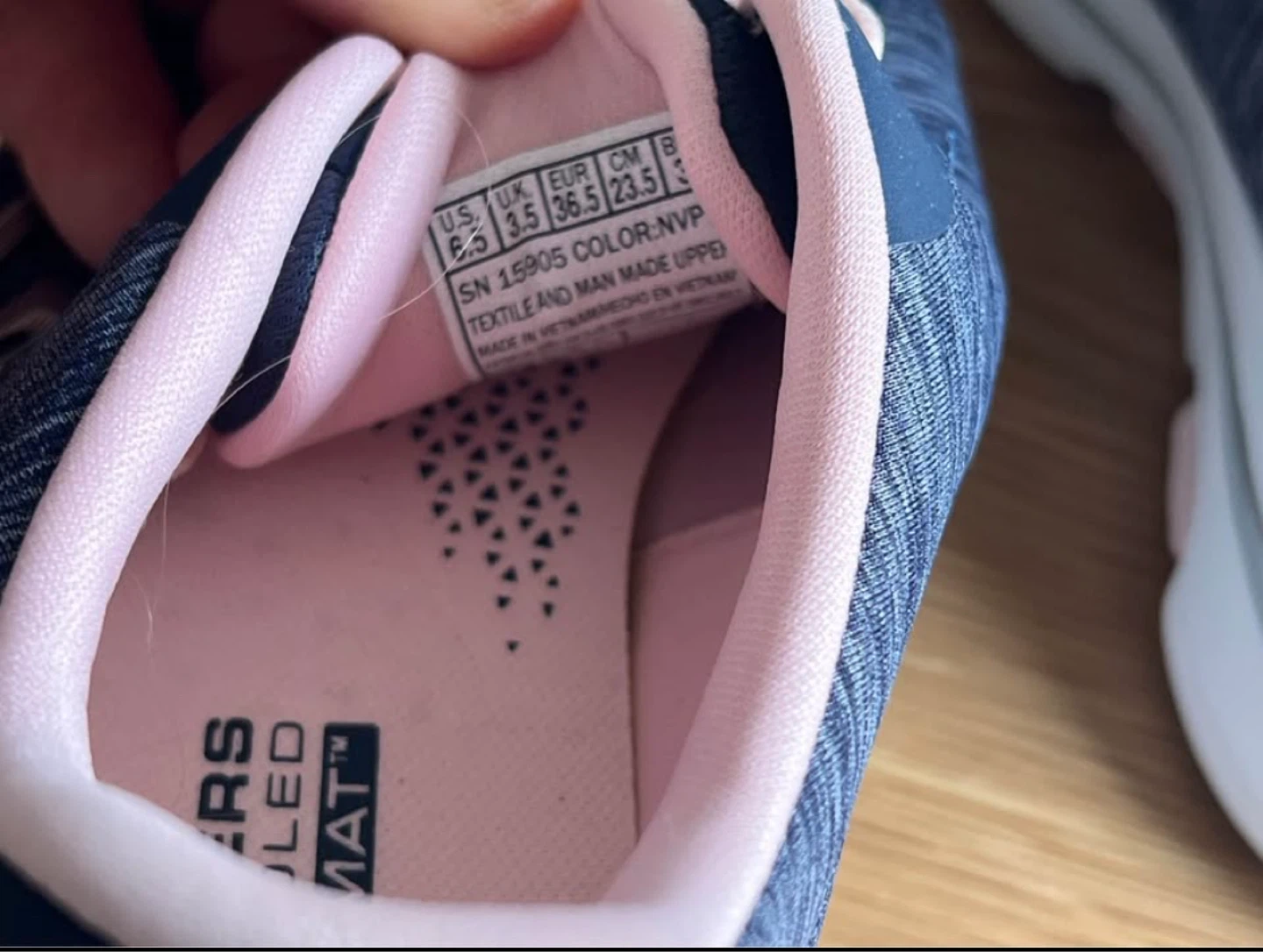 Skechers Go Walk 5 Navy Pink Women's Sneakers Size 6.5 - photo 4