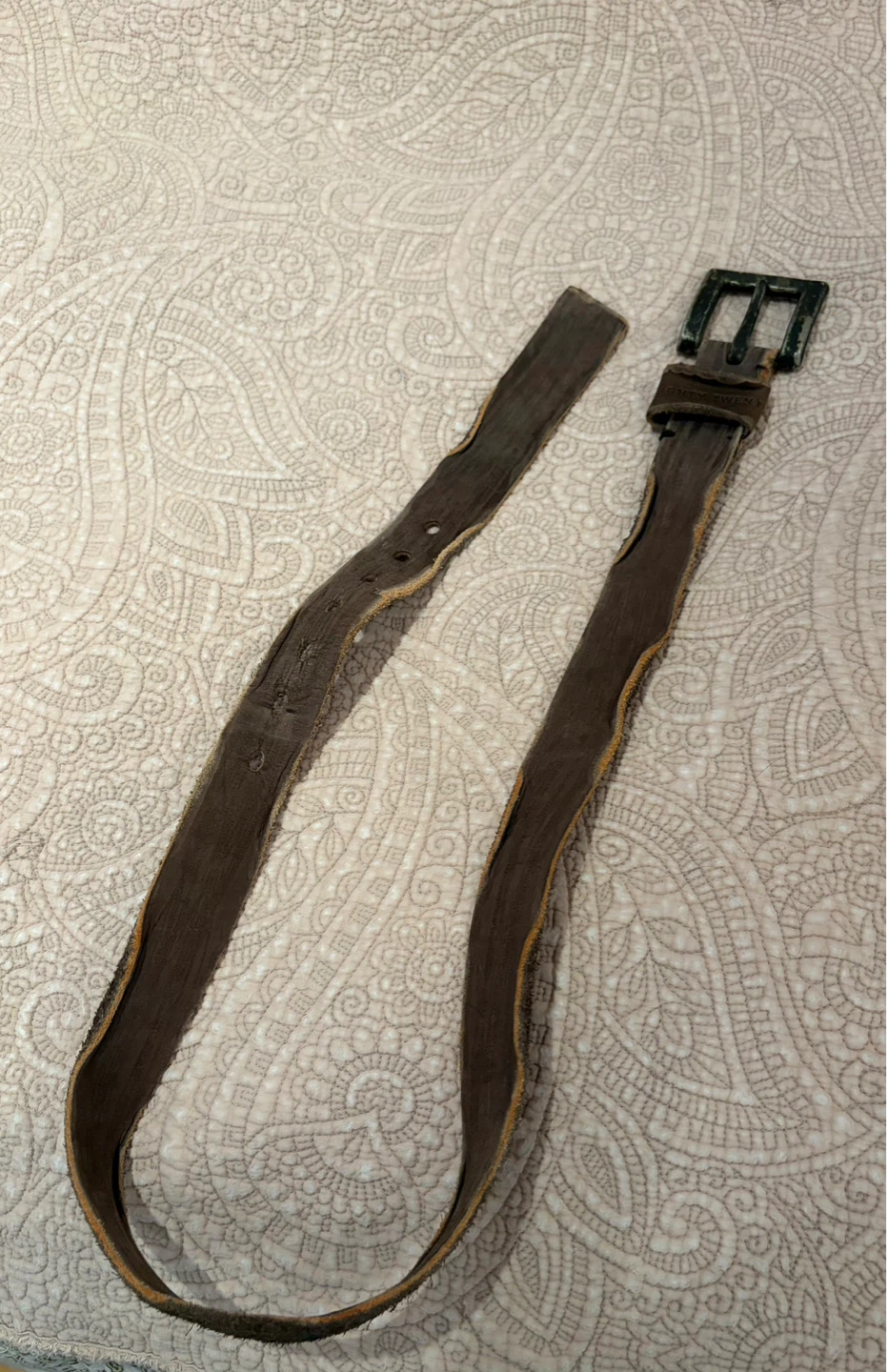 “Distressed” Leather Belt - photo 4