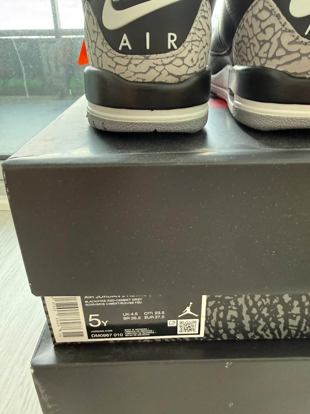 Brand New Air Jordan 3 Black Cement Size 5Y - photo 4