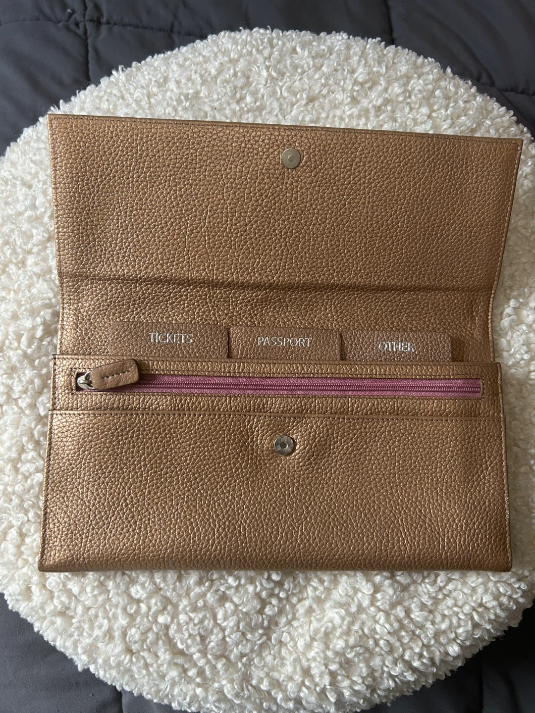 Rose Gold Travel Organizer Wallet - photo 3