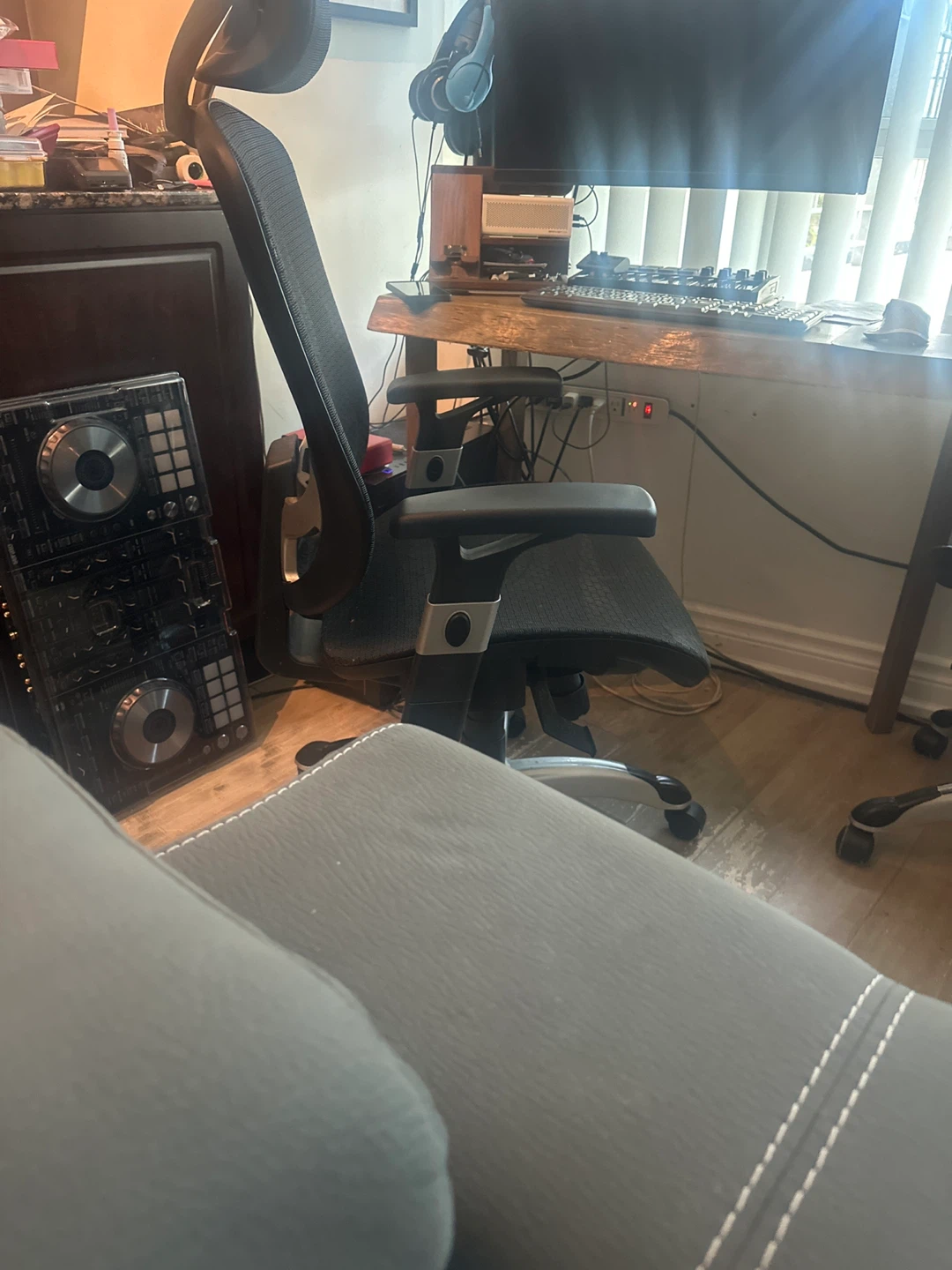 Ergonomic Office Chair with Mesh Back