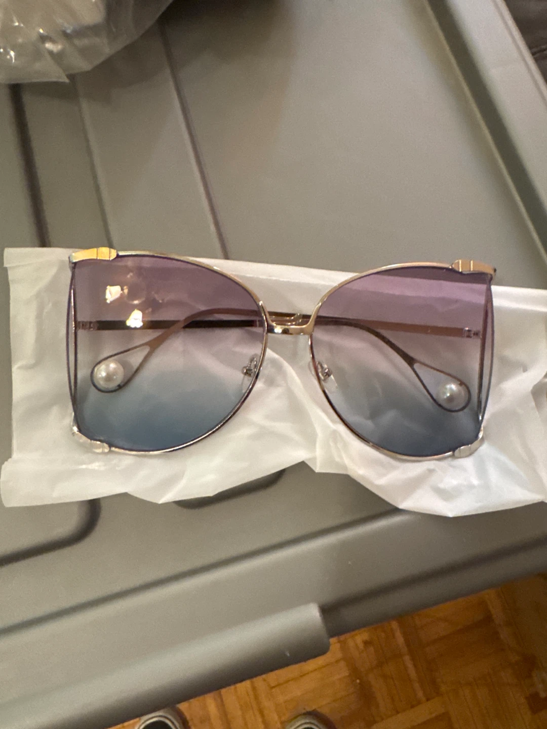 Oversized Cat Eye Sunglasses with Pearl Detail