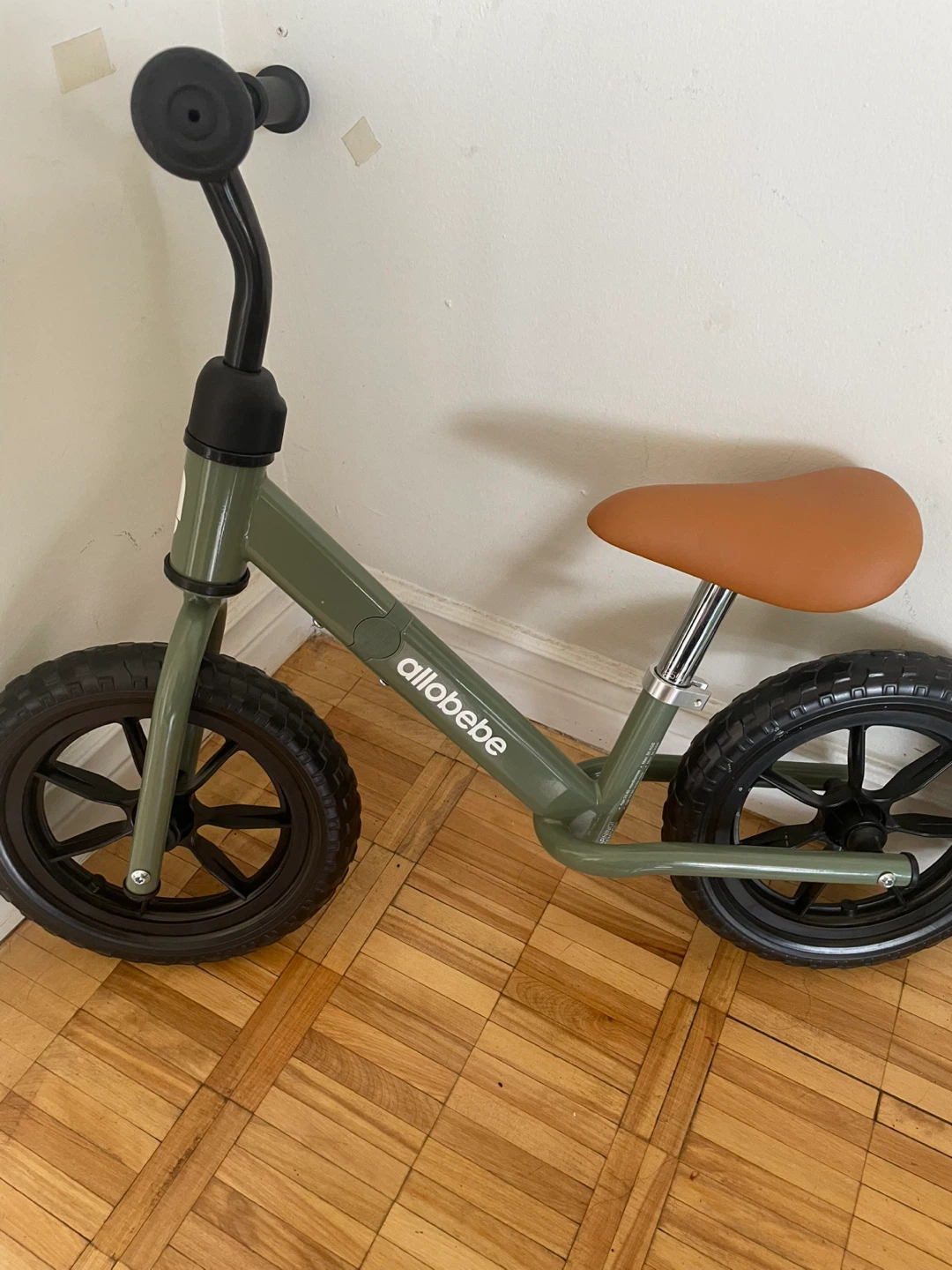 allobebe Balance Bike - Green