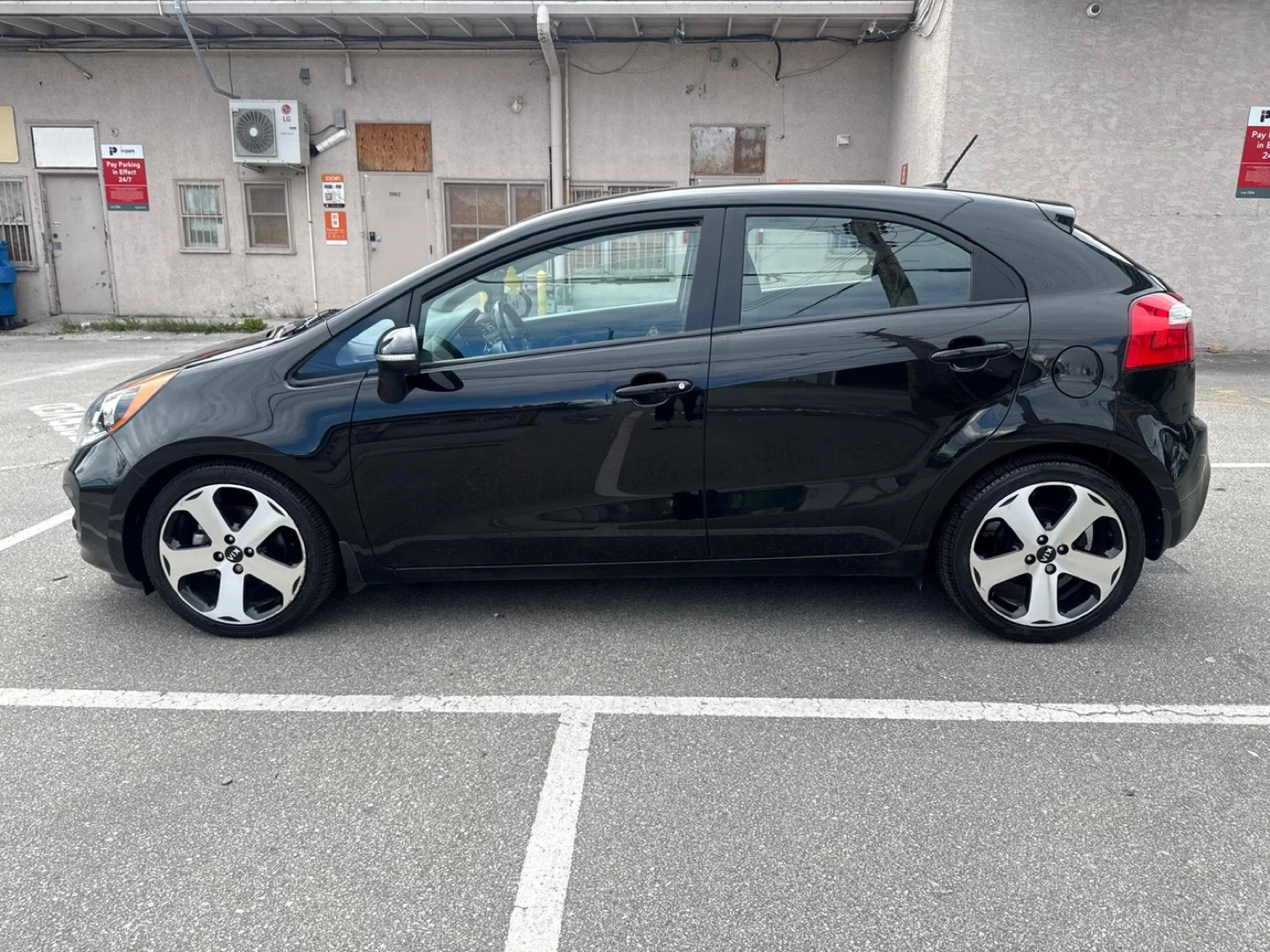 2015 Kia Rio - photo 2