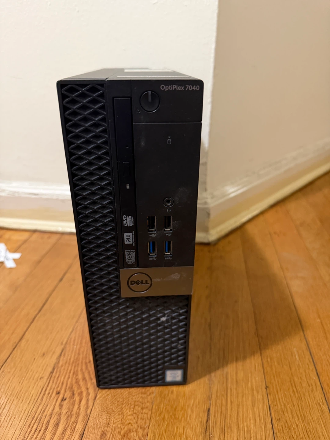 Dell OptiPlex 7040 Desktop Computer