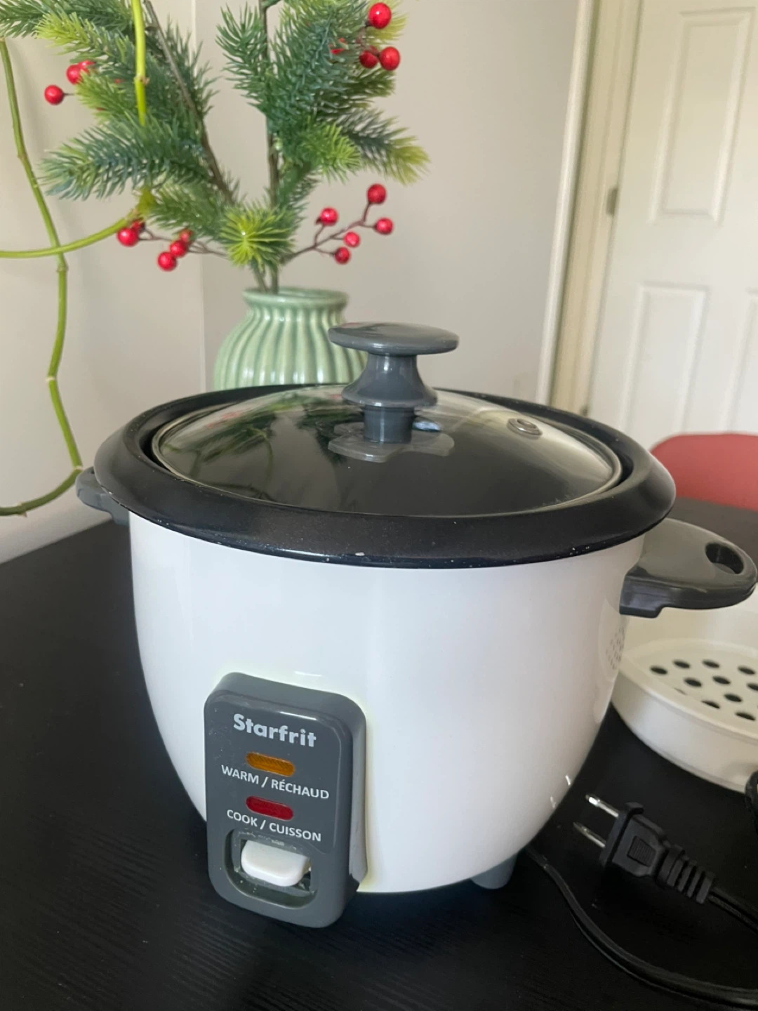 Starfrit Electric 6-Cup Rice Cooker