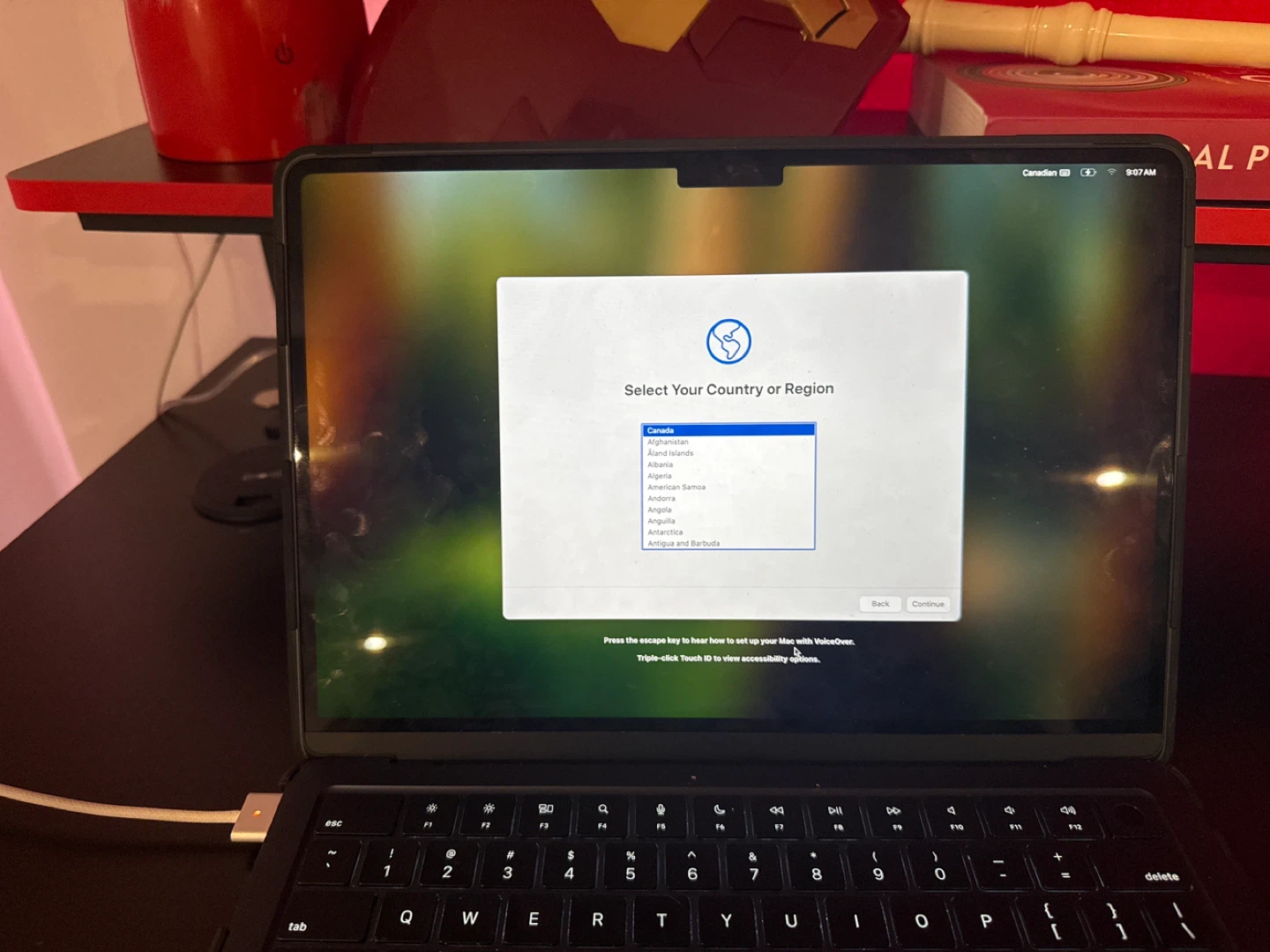 Apple MacBook Air (M2, 2022) - Midnight 16GB Ram 256 GB storage