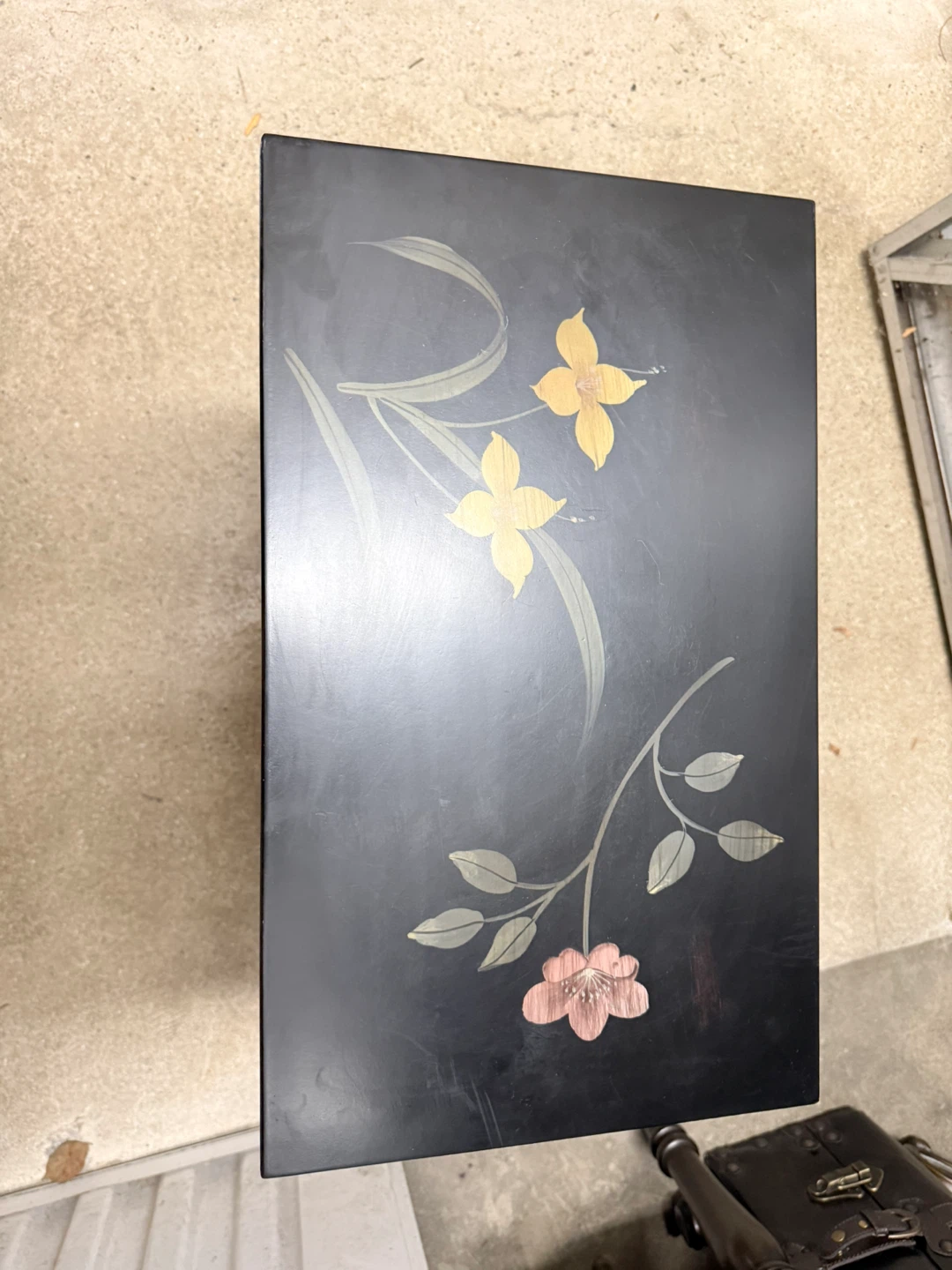 VTG Asian Style Wooden Trunk On Metal Base - photo 3
