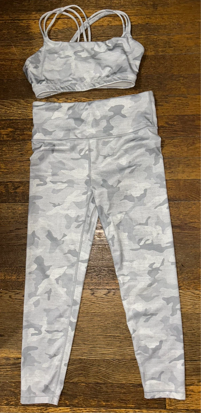 GAPFit Eclipse Grey Camo Sports Bra & Leggings - SZ S-XS