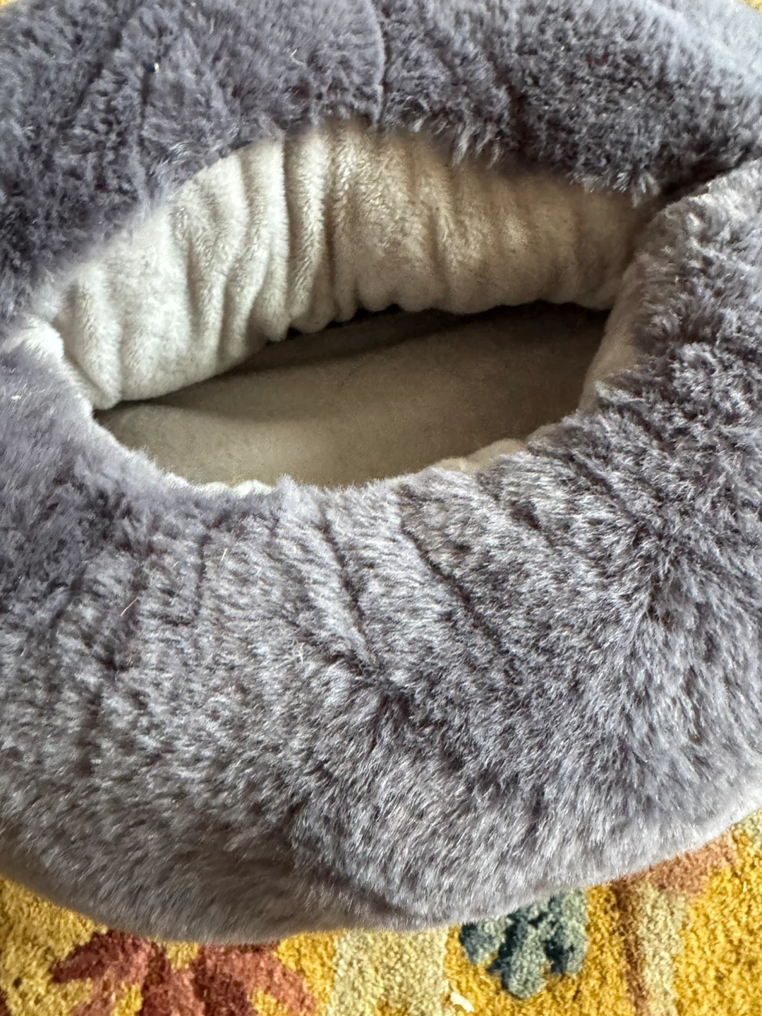 Plush Heated Foot Warmer - photo 4
