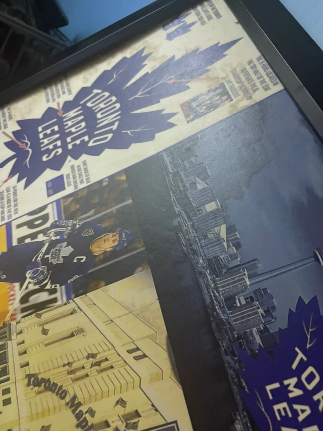 Toronto Maple Leafs "Glory Years" Memorabilia Collage - photo 5