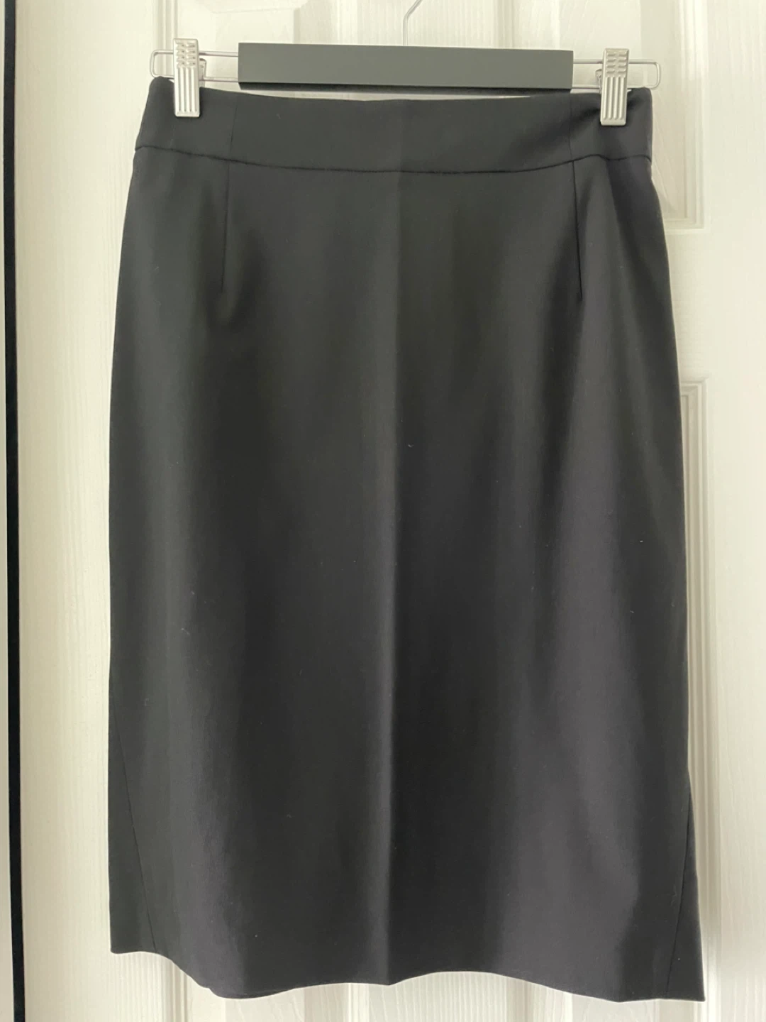 Theory Black Pencil Skirt - Size 2